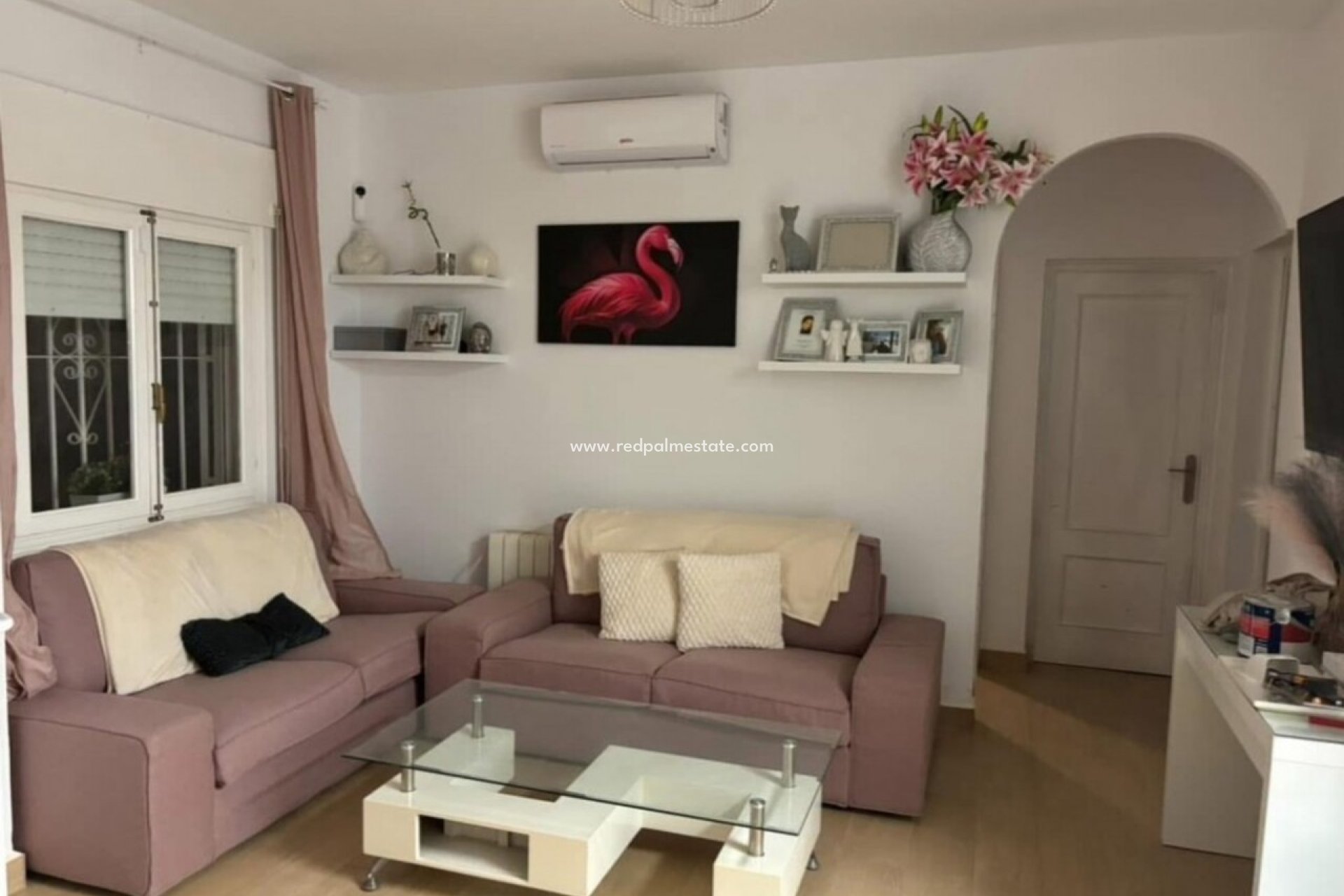 Resale - Villa -
Orihuela Costa - Playa Flamenca