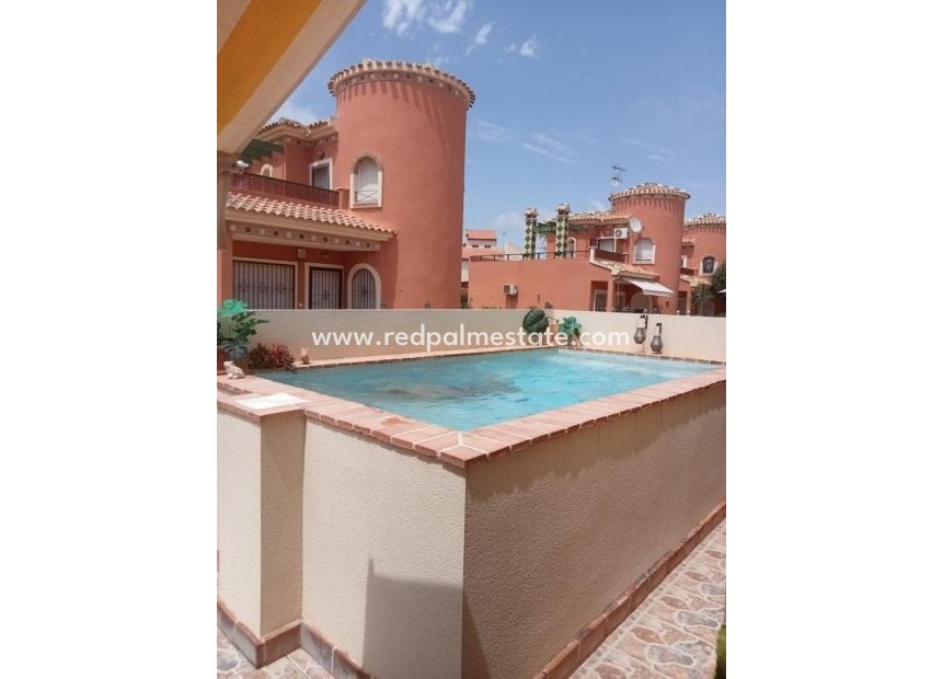 Resale - Villa -
Orihuela Costa - Playa Flamenca