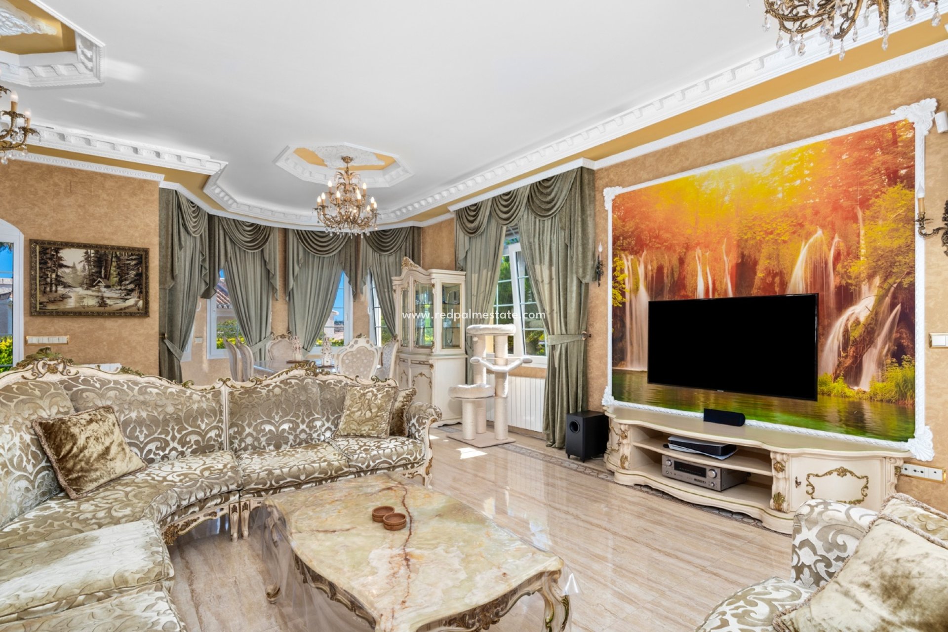 Resale - Villa -
Orihuela Costa - Playa Flamenca