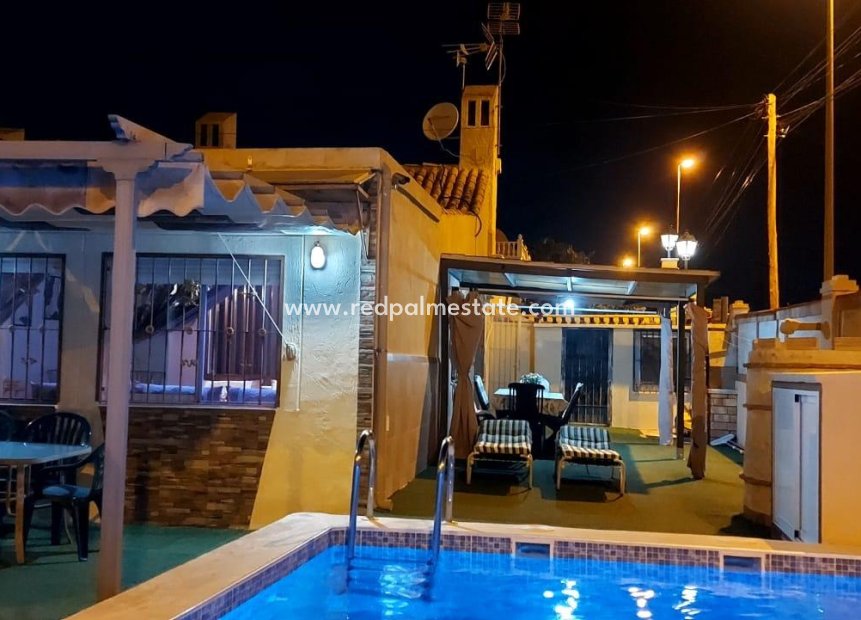 Resale - Villa -
Orihuela Costa - Playa Flamenca
