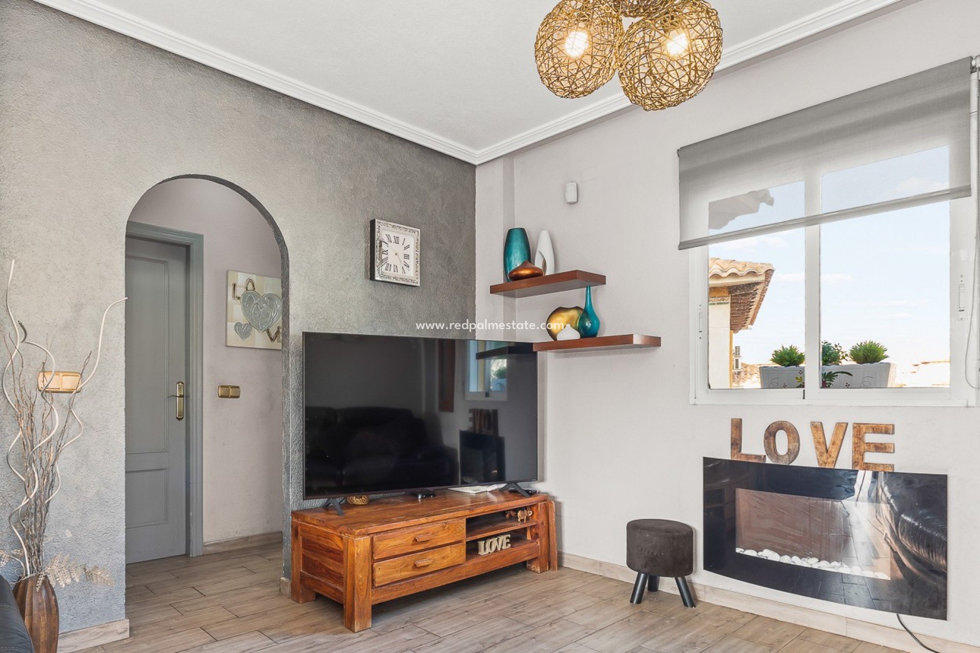 Resale - Villa -
Orihuela Costa - Playa Flamenca