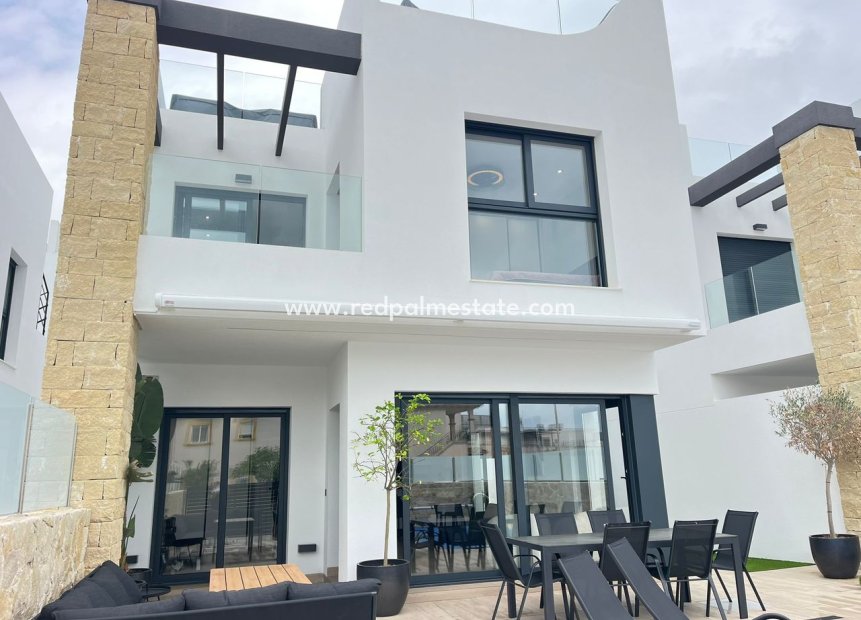 Resale - Villa -
Orihuela Costa - Playa Flamenca