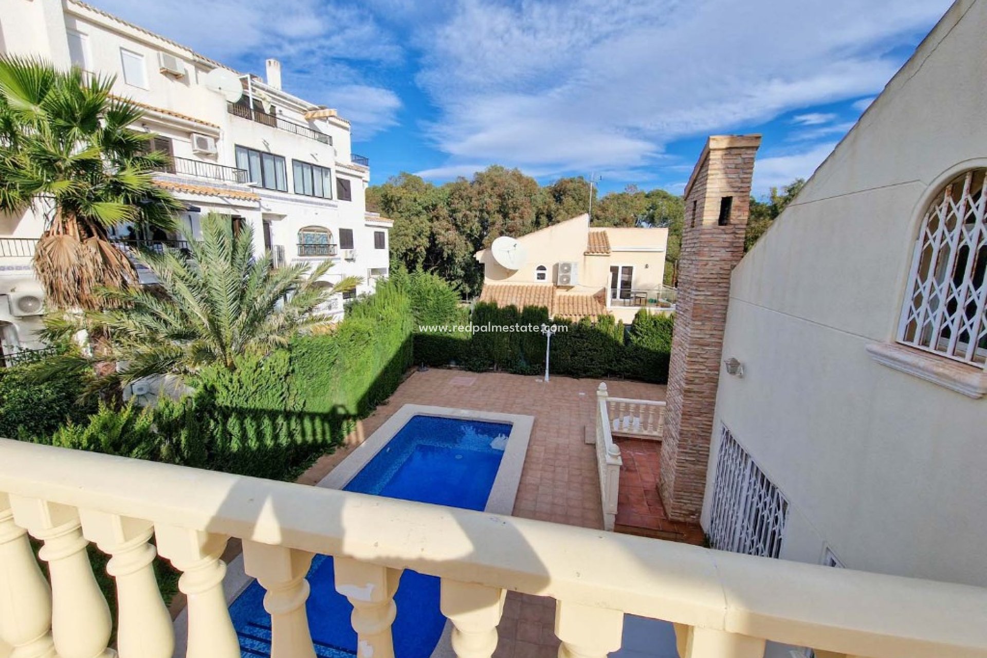 Resale - Villa -
Orihuela Costa - Playa Flamenca