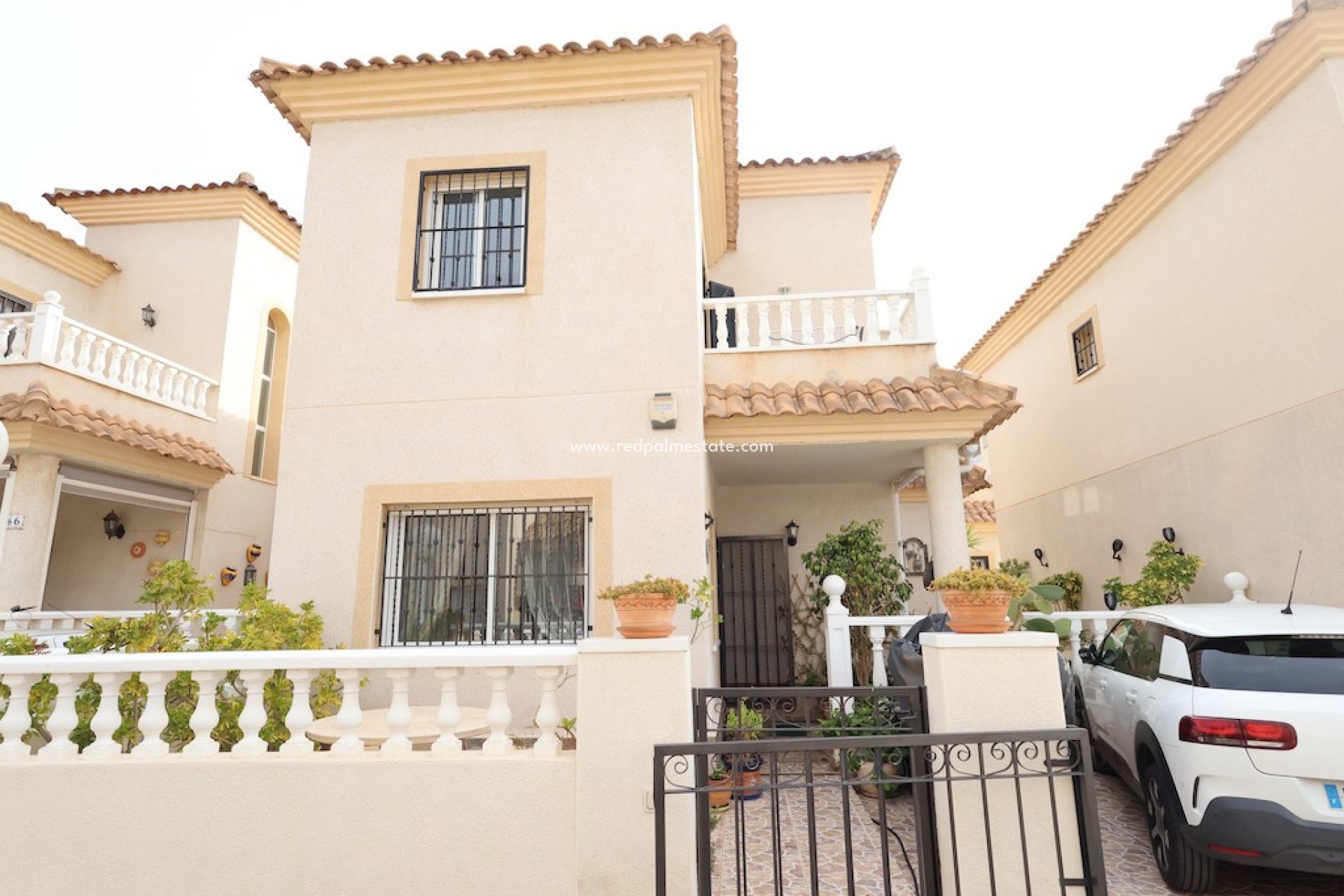 Resale - Villa -
Orihuela Costa - Playa Flamenca