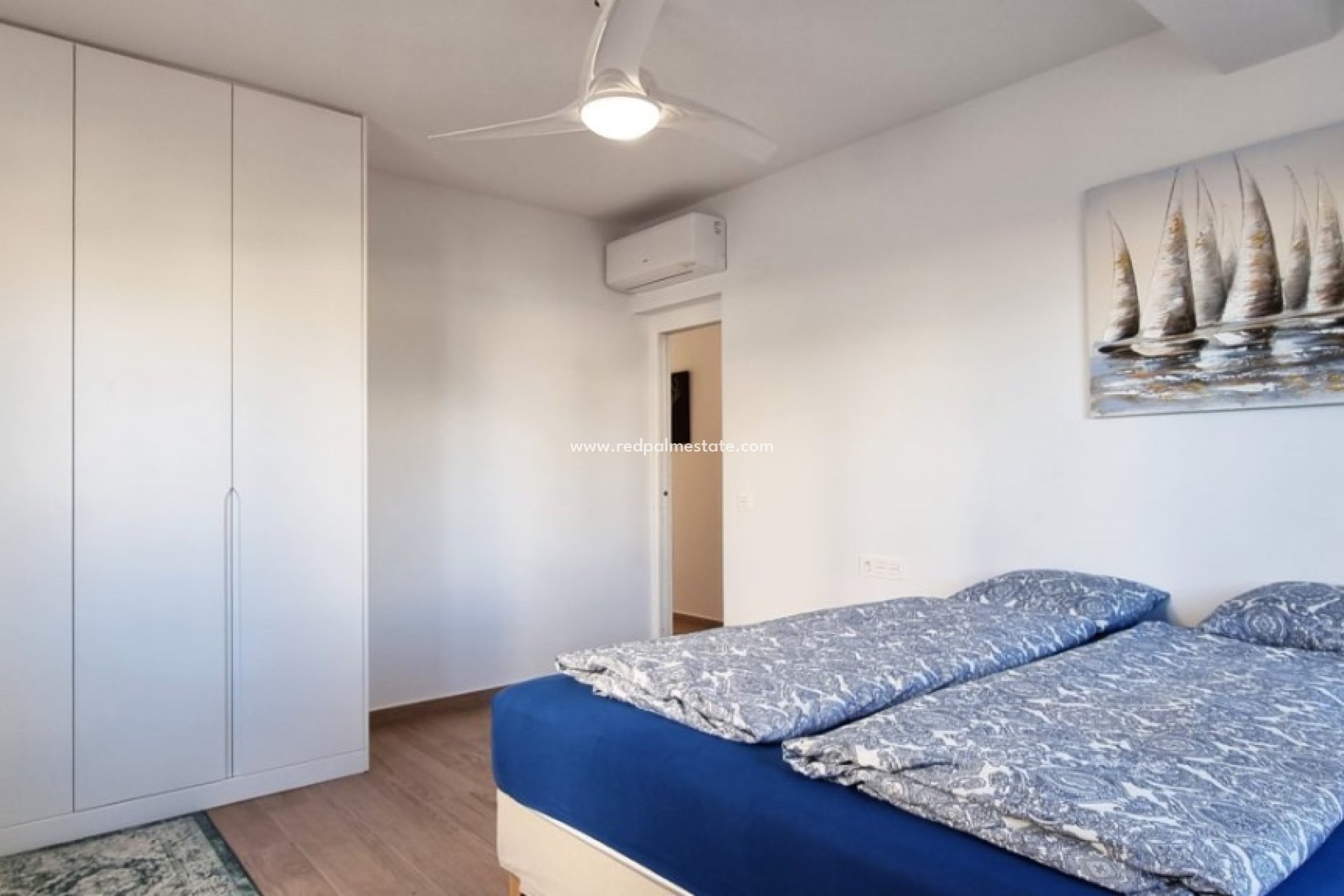 Resale - Villa -
Orihuela Costa - Playa Flamenca