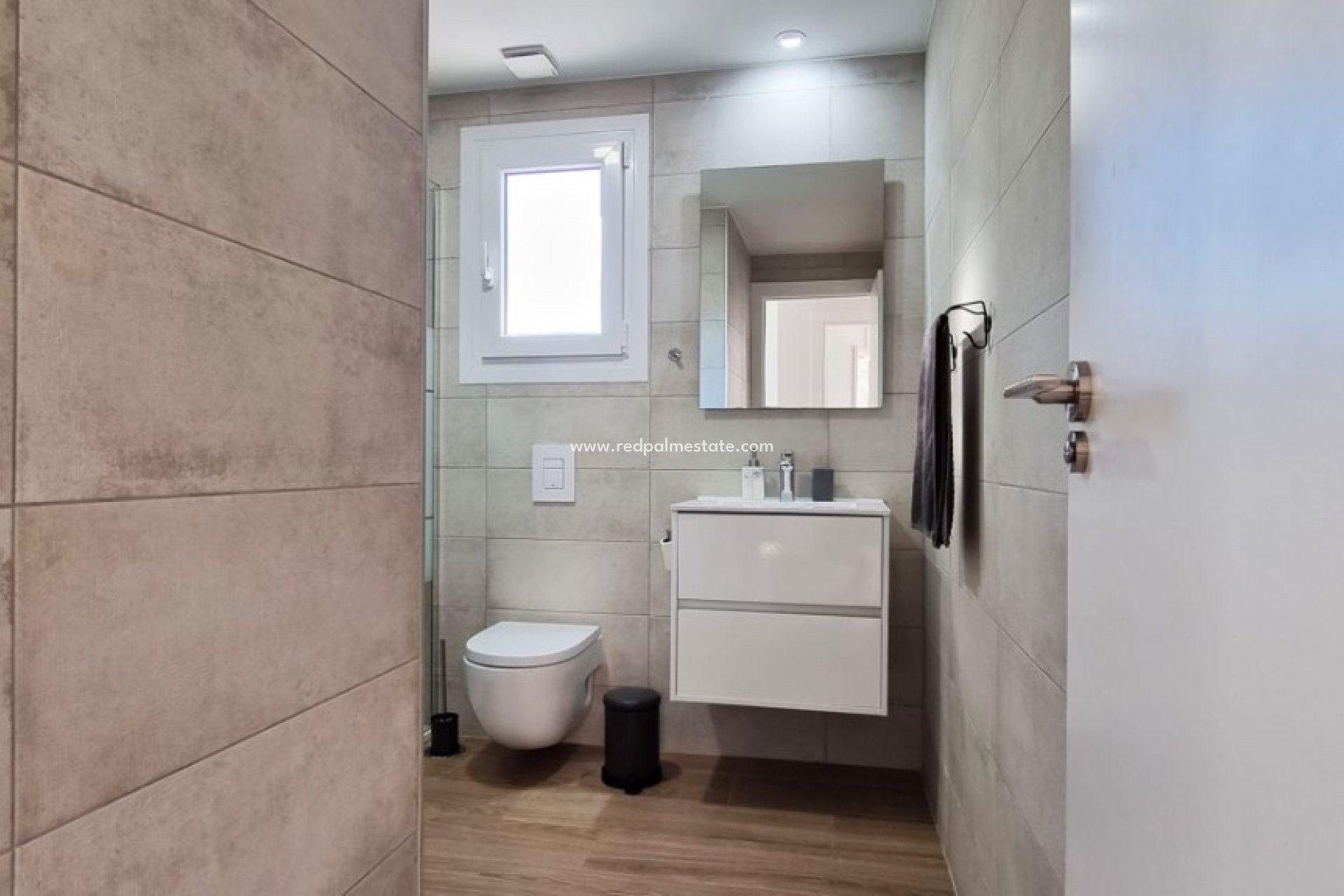 Resale - Villa -
Orihuela Costa - Playa Flamenca