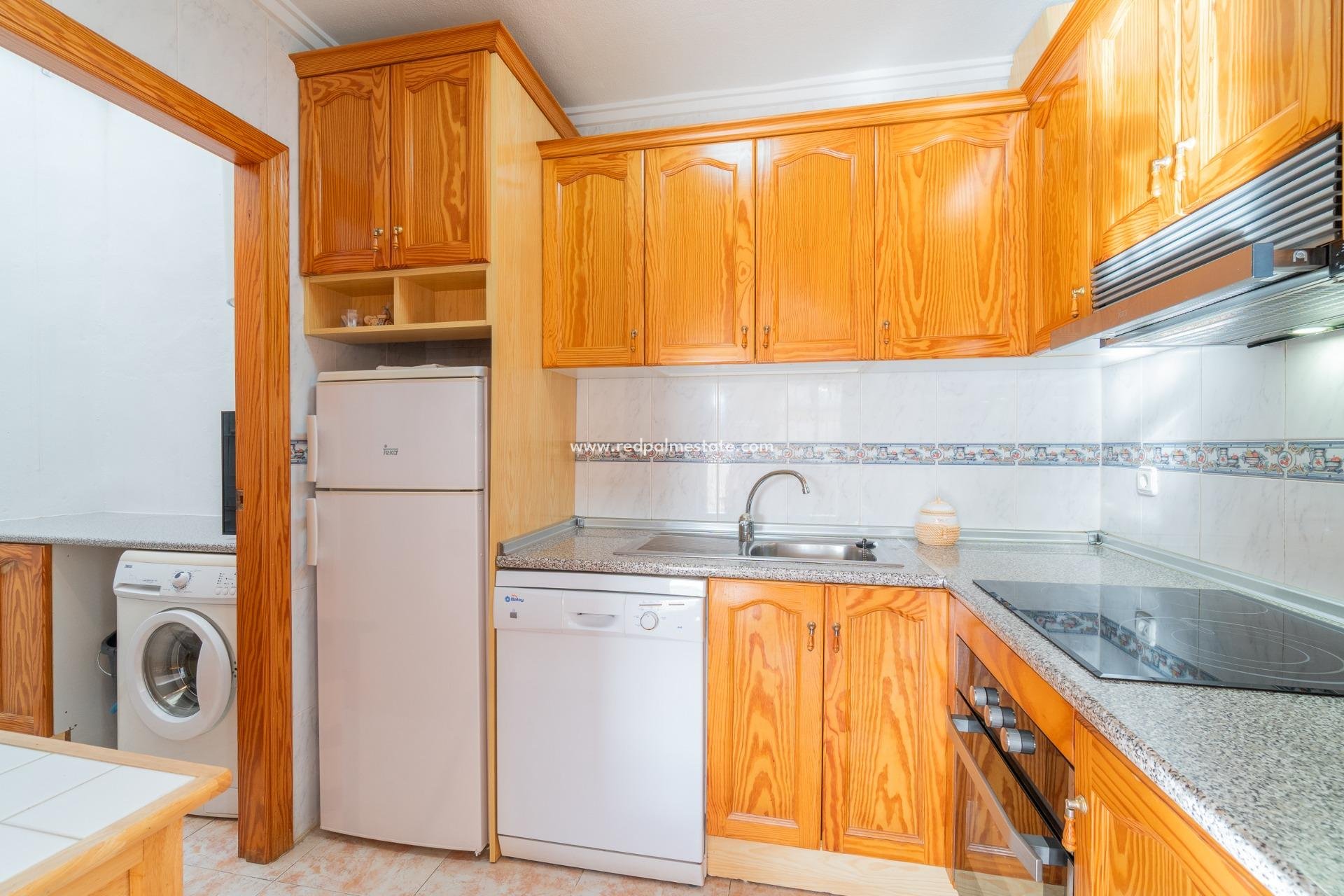 Resale - Villa -
Orihuela Costa - Playa Flamenca