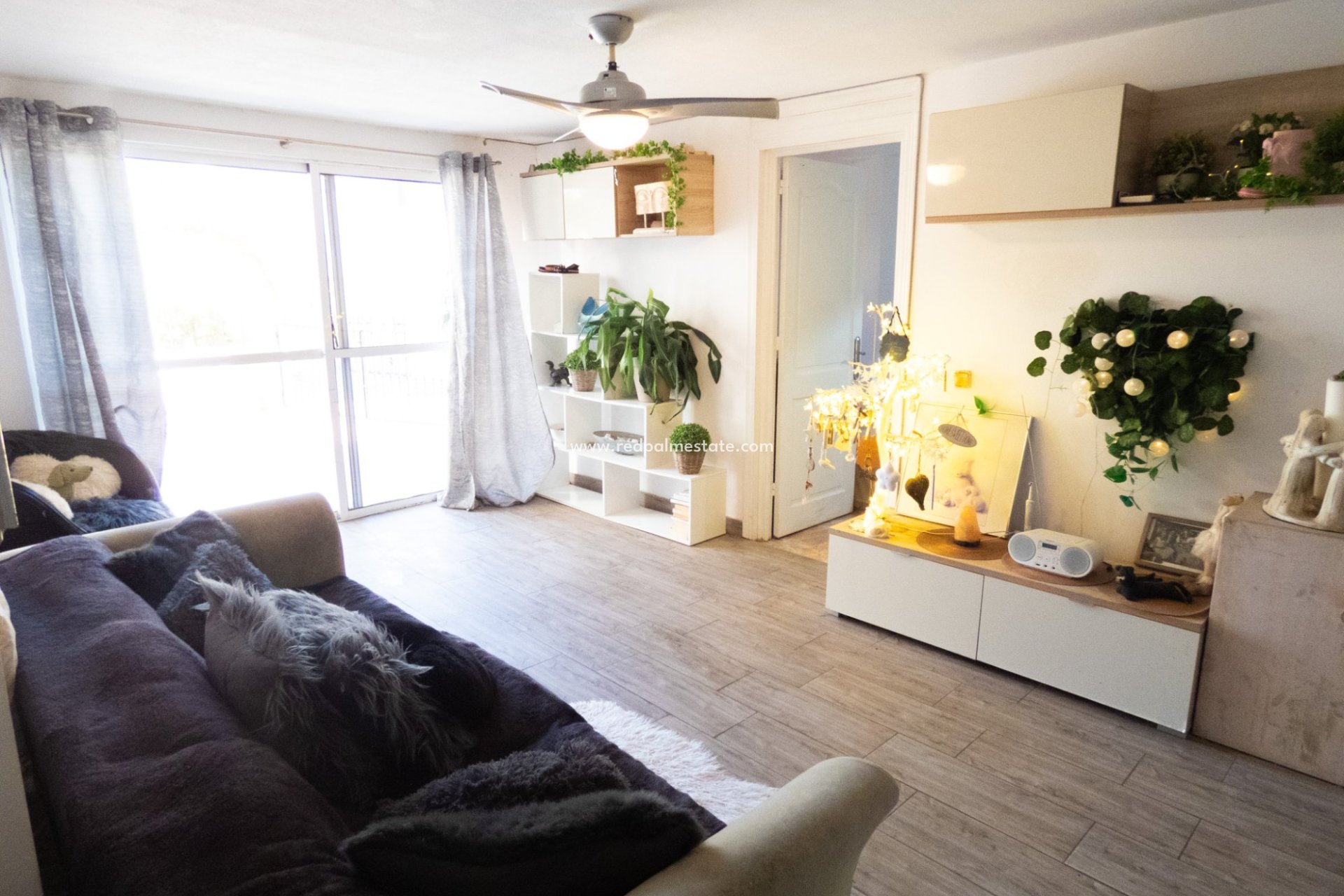 Resale - Villa -
Orihuela Costa - Playa Flamenca