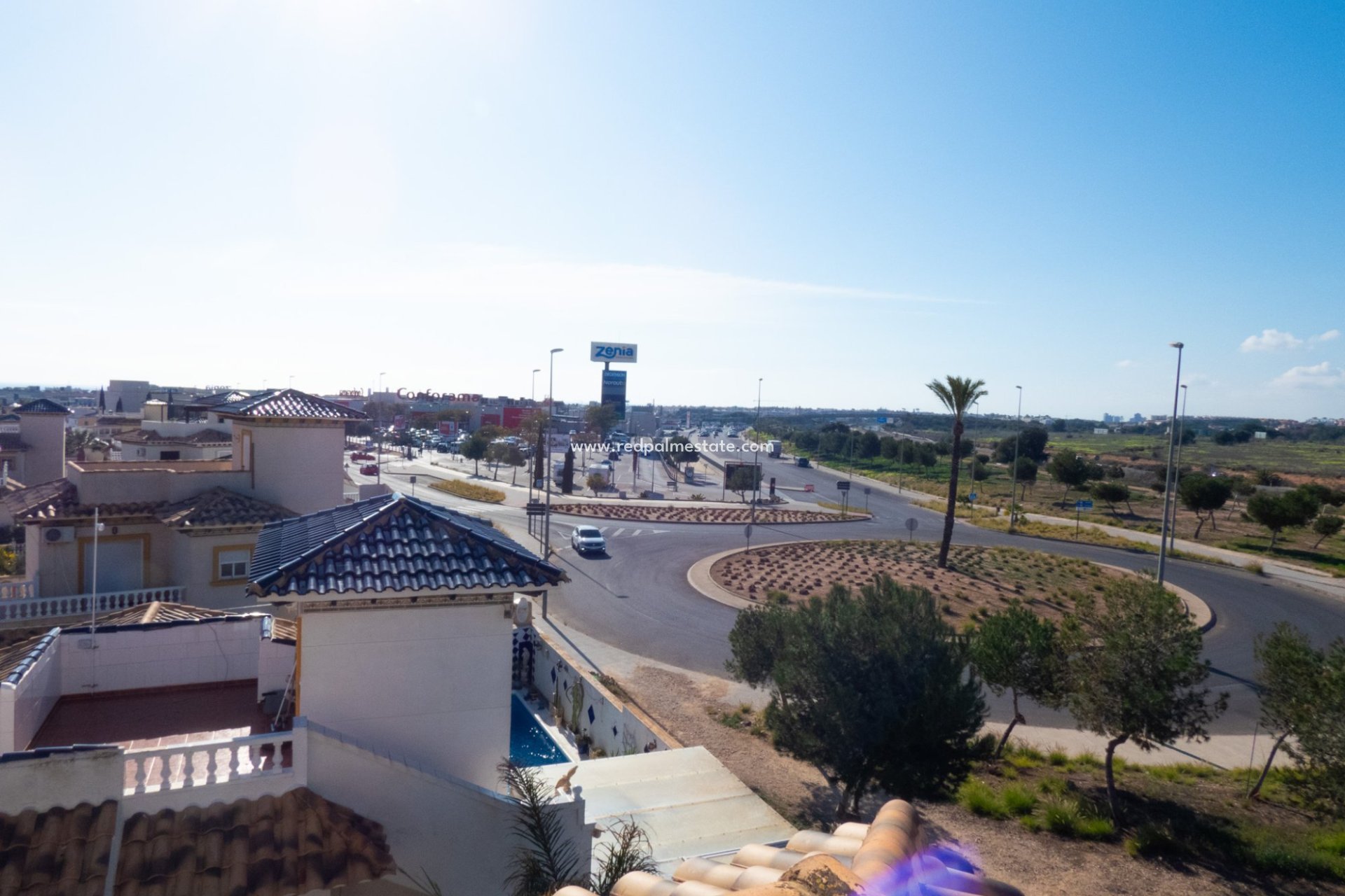 Resale - Villa -
Orihuela Costa - Playa Flamenca