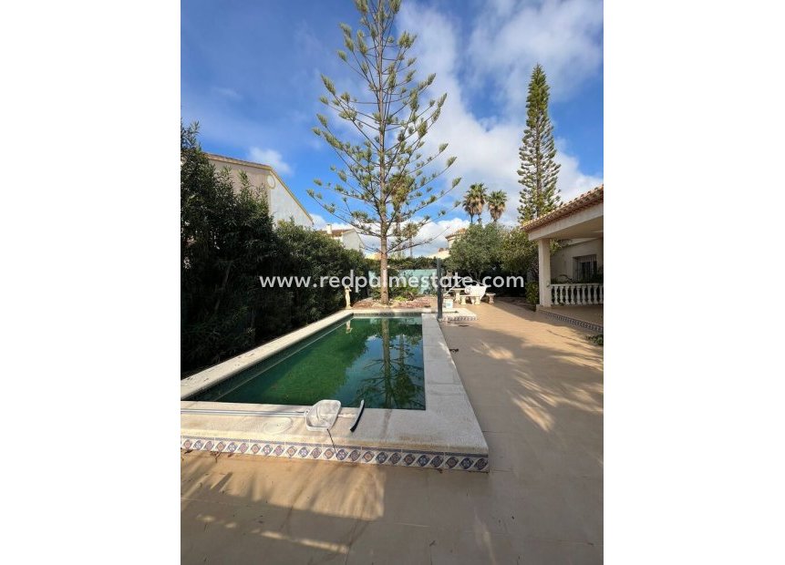 Resale - Villa -
Orihuela Costa - Playa Flamenca