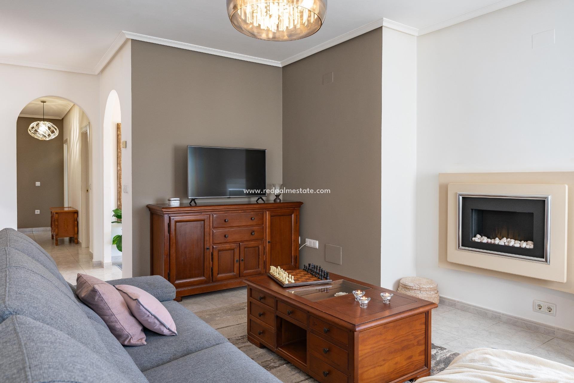 Resale - Villa -
Orihuela Costa - Playa Flamenca