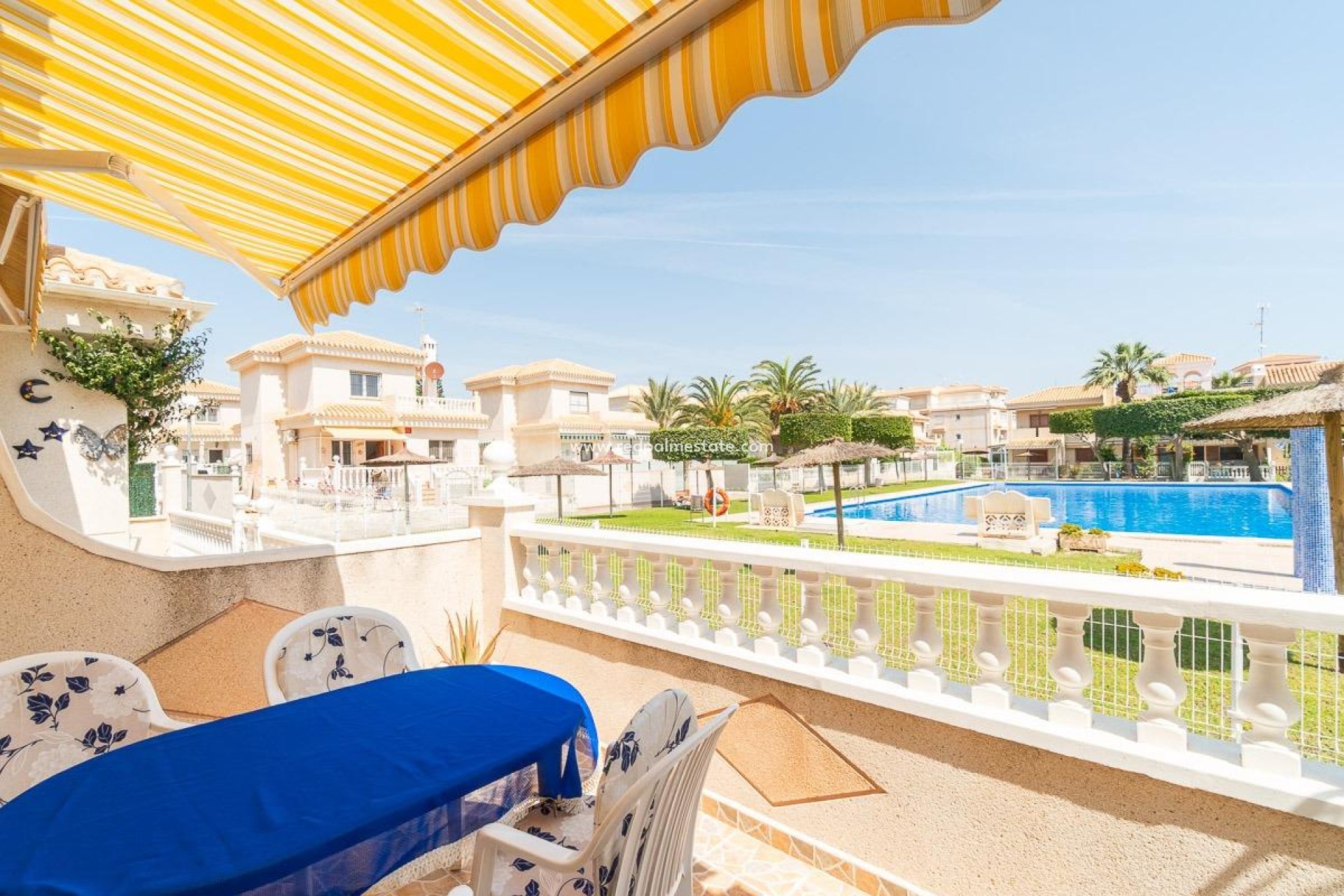 Resale - Villa -
Orihuela Costa - Playa Flamenca