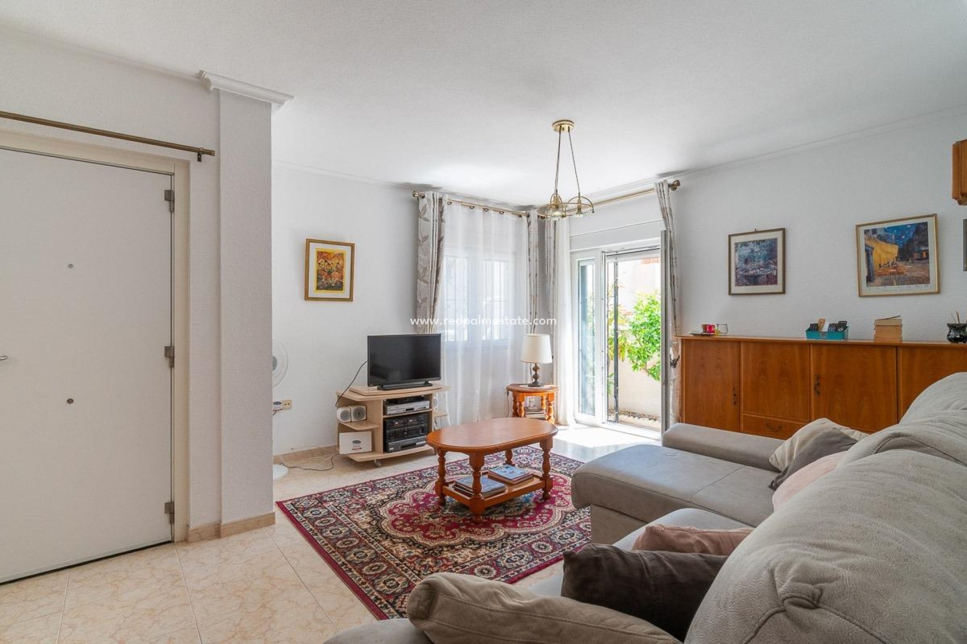 Resale - Villa -
Orihuela Costa - Playa Flamenca