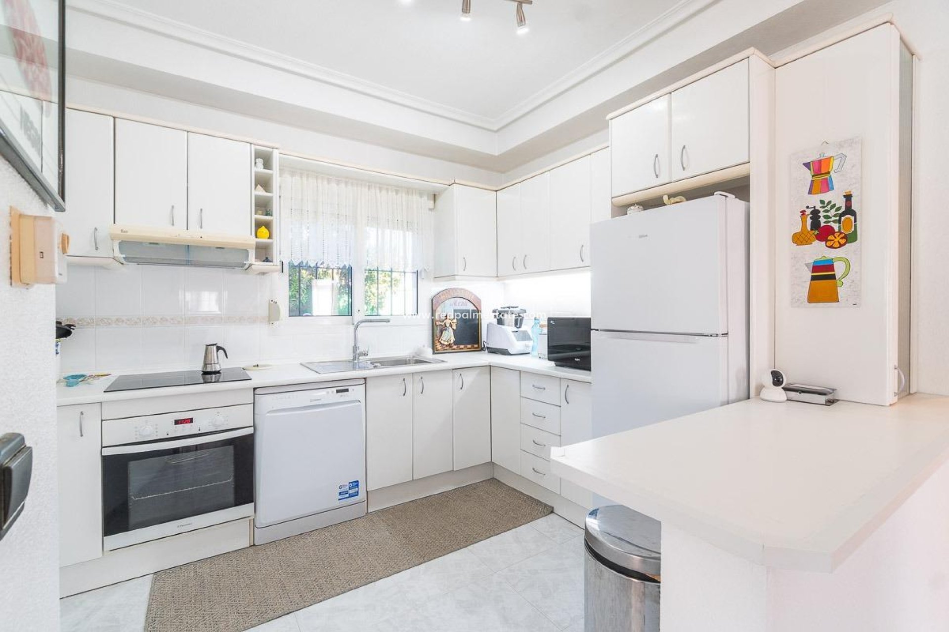 Resale - Villa -
Orihuela Costa - Playa Flamenca