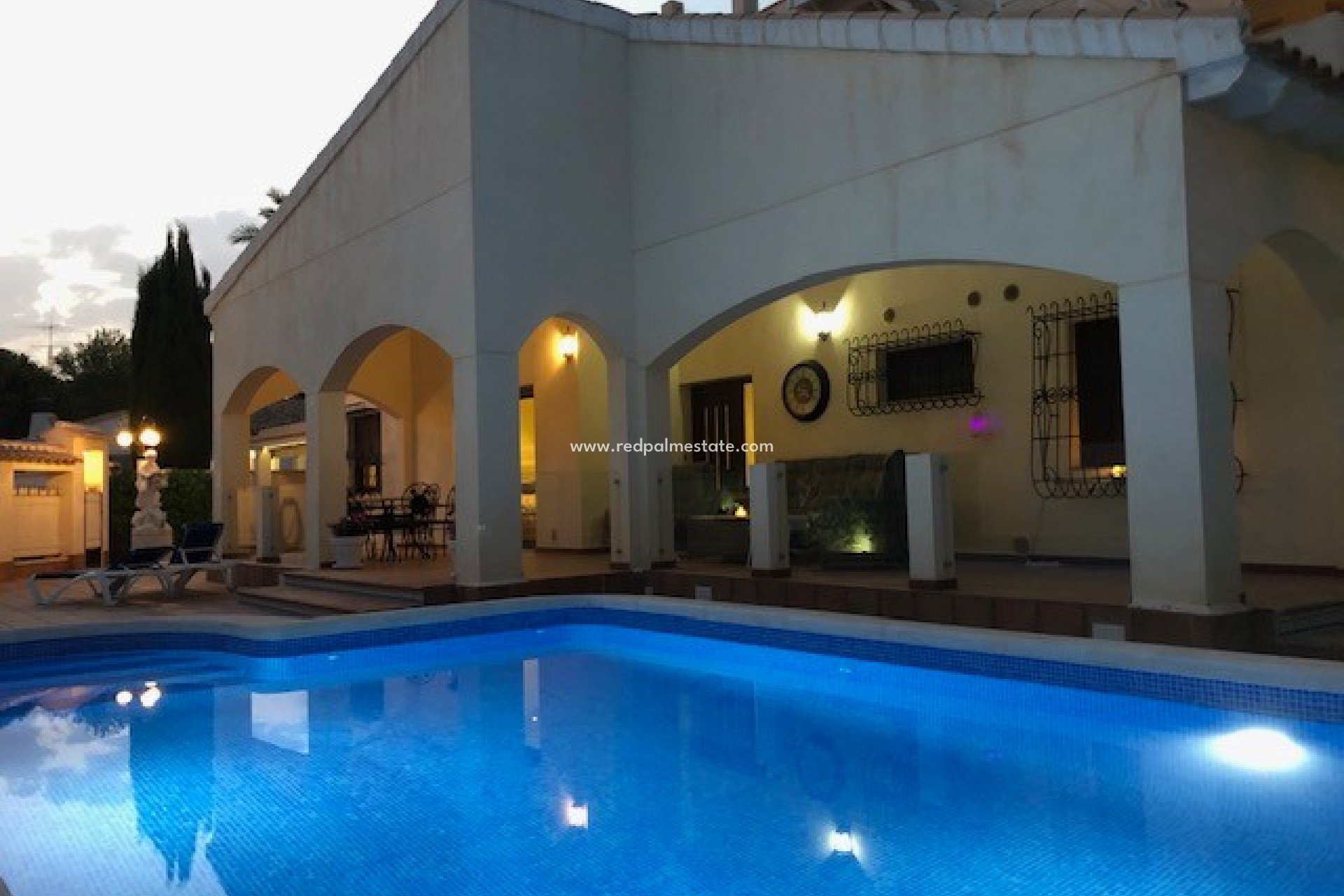 Resale - Villa -
Orihuela Costa - Punta Prima