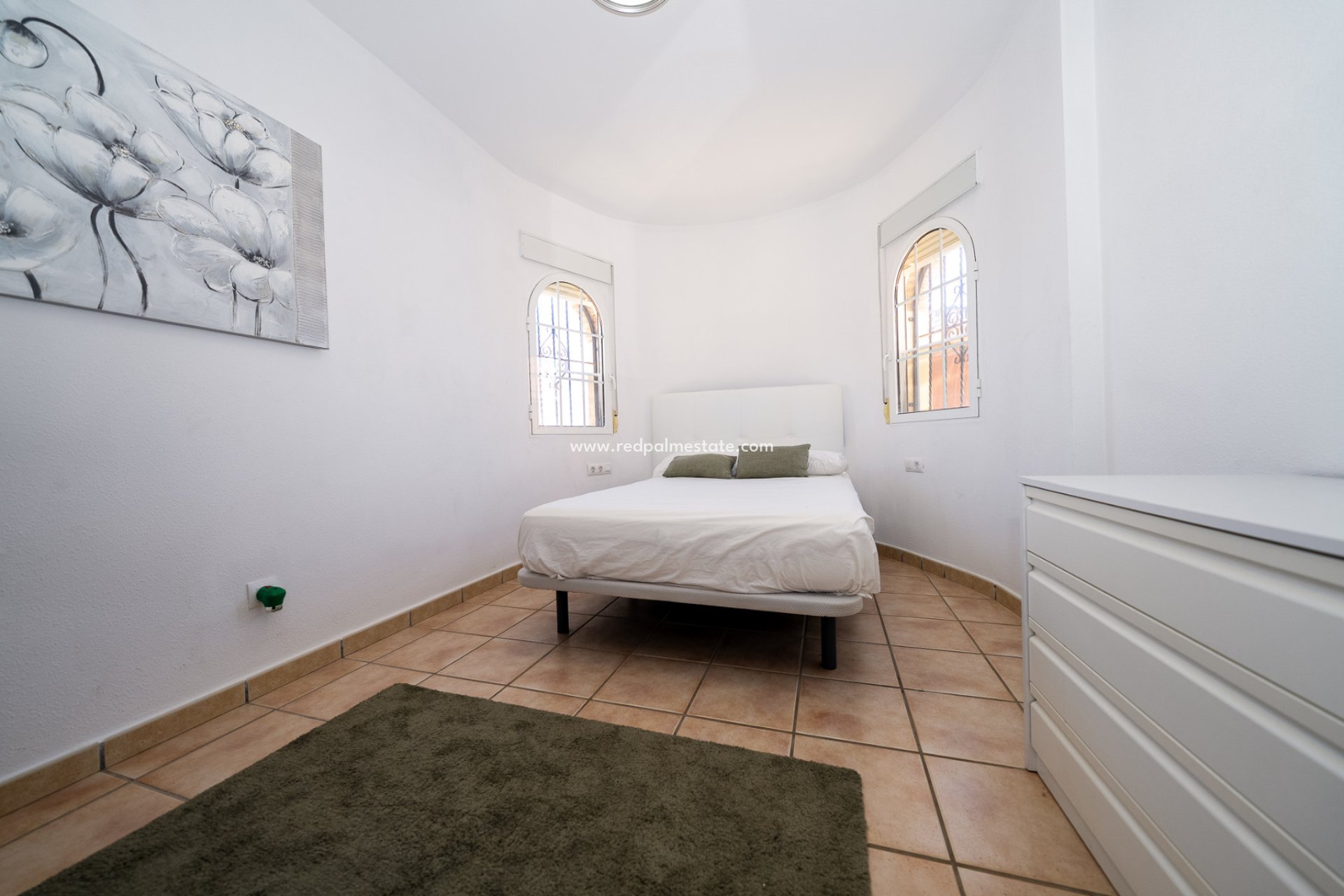 Resale - Villa -
Orihuela Costa - Sportcentre