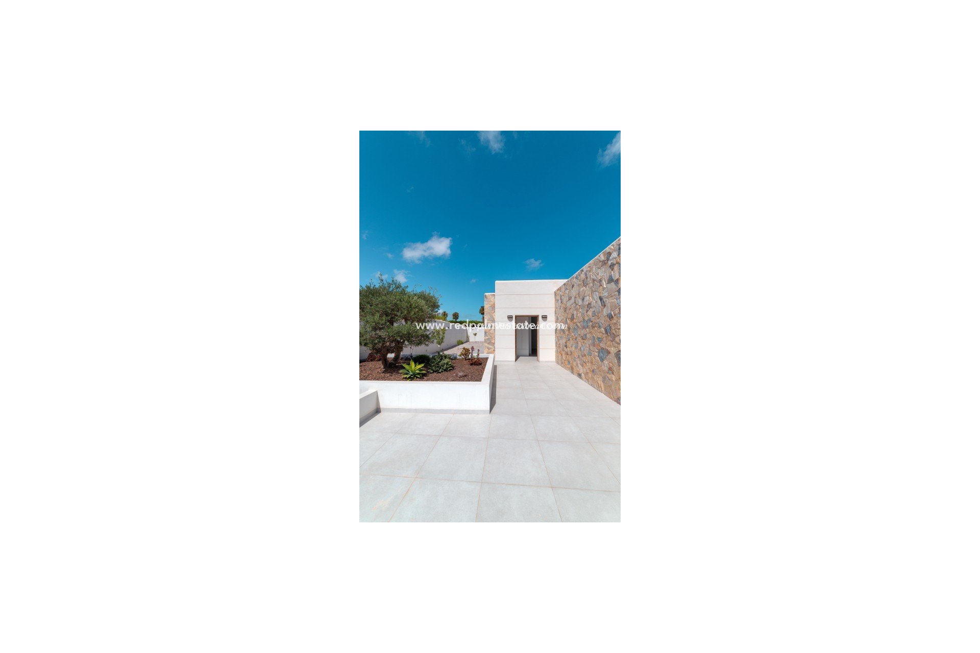 Resale - Villa -
Orihuela Costa - Torreta Florida