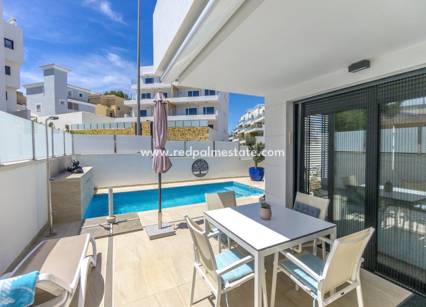 Resale - Villa -
Orihuela Costa - Urbanización Blue Lagoon y T-2 Filipinas Oeste