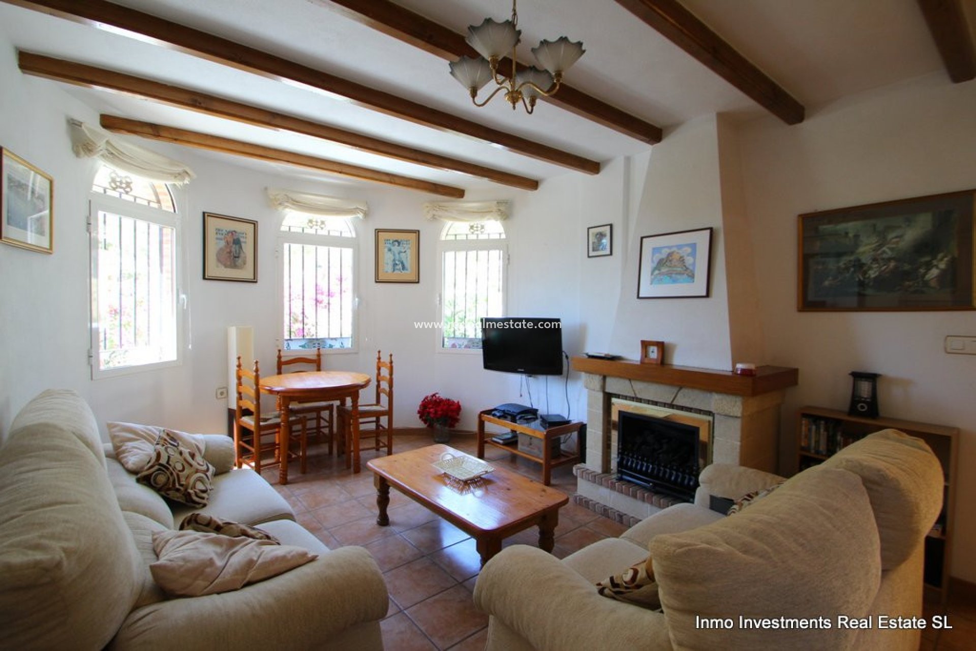 Resale - Villa -
Orihuela Costa - Villacosta