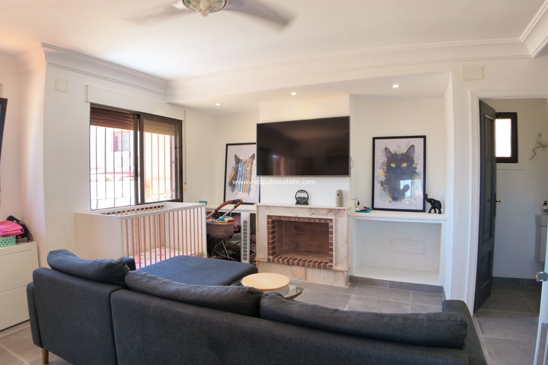 Resale - Villa -
Orihuela Costa - Villamartín