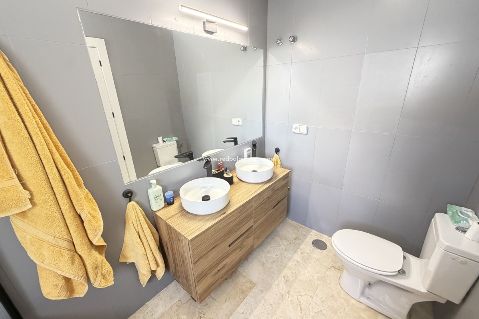 Resale - Villa -
Orihuela Costa - Villamartín