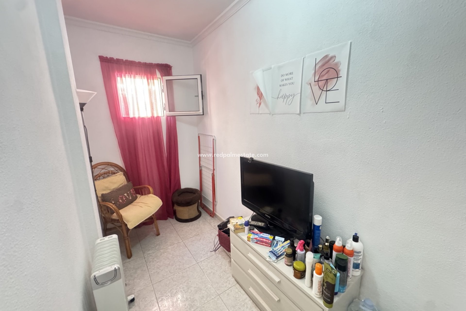 Resale - Villa -
Orihuela Costa - Villamartín