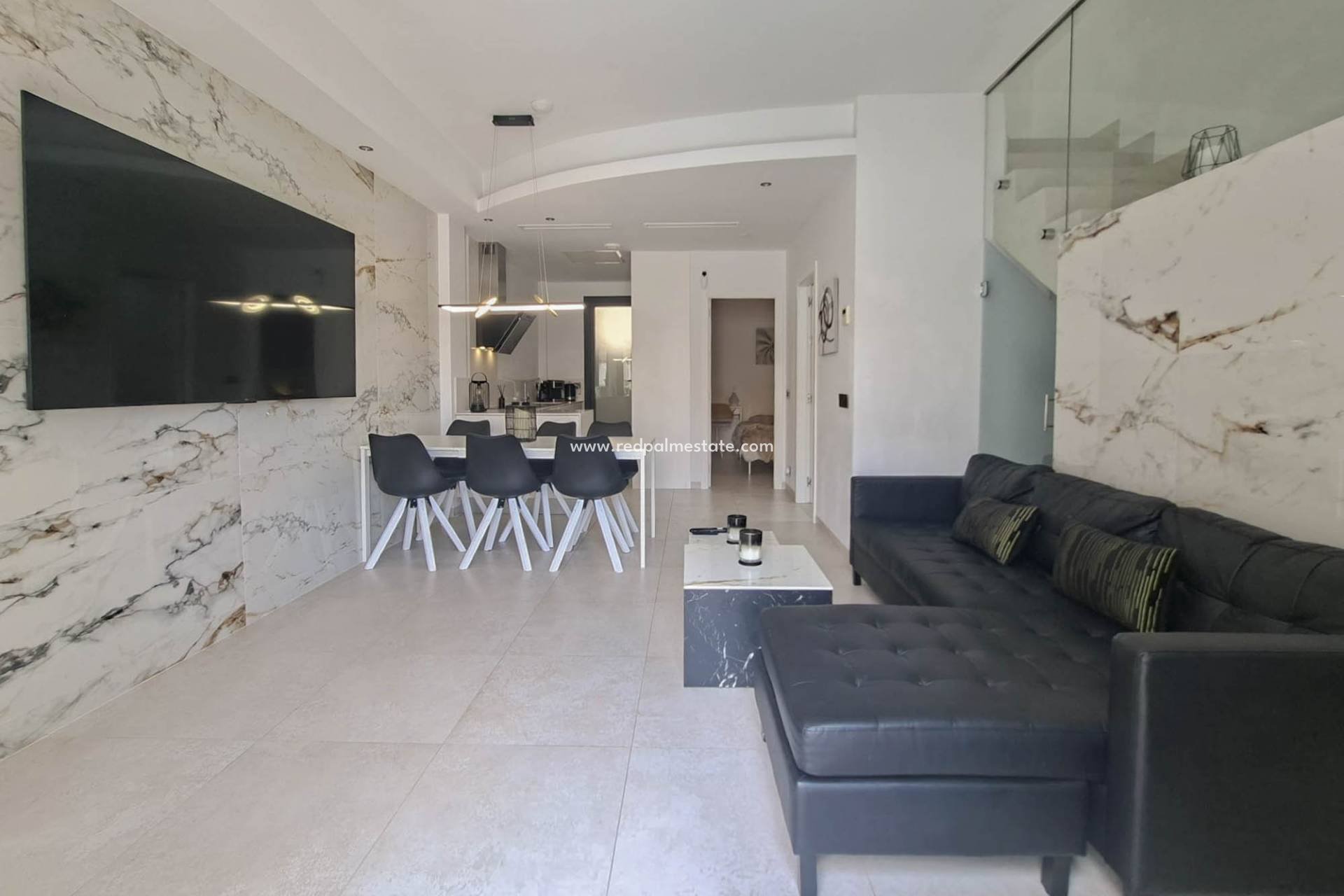Resale - Villa -
Orihuela Costa - Villamartín