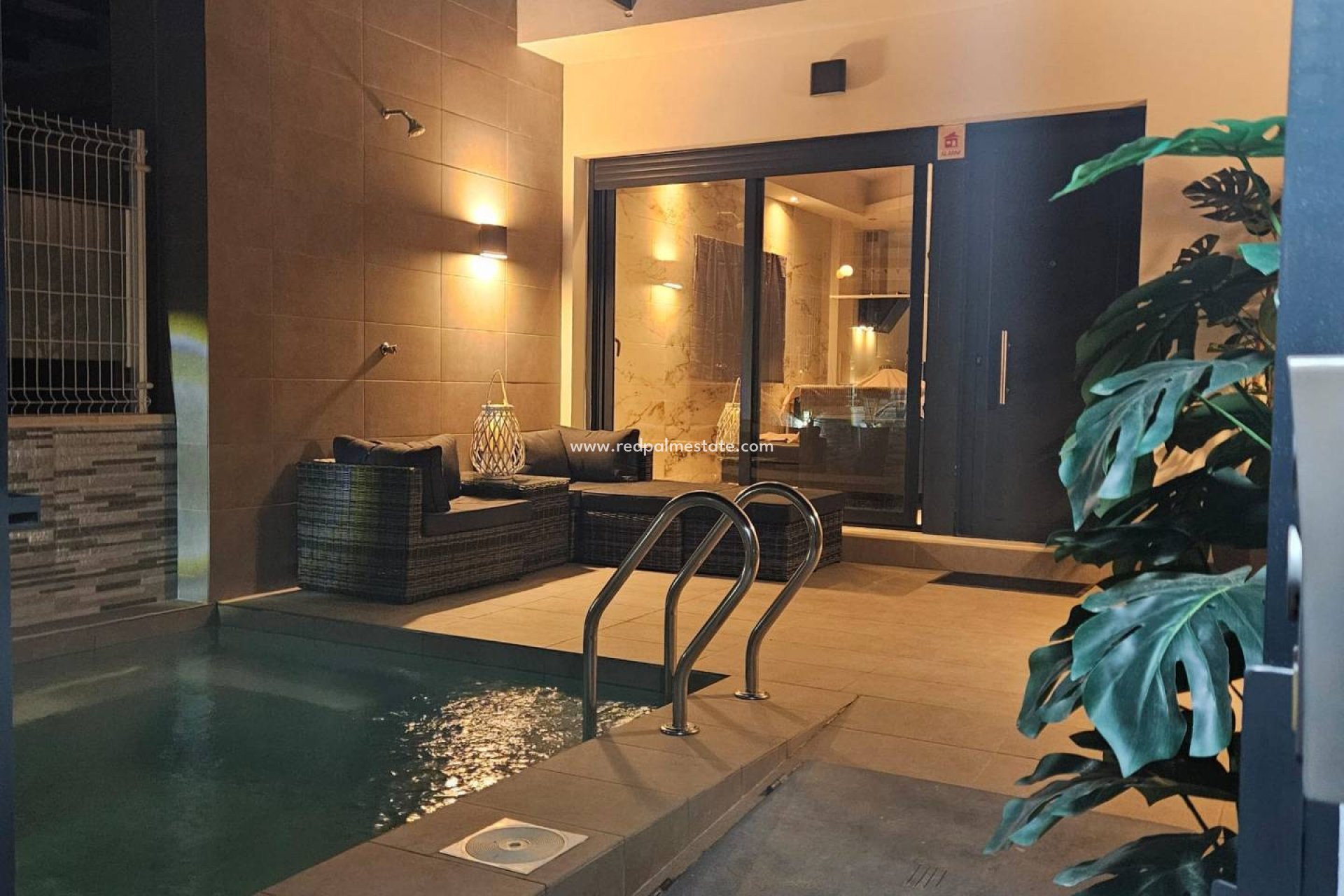 Resale - Villa -
Orihuela Costa - Villamartín