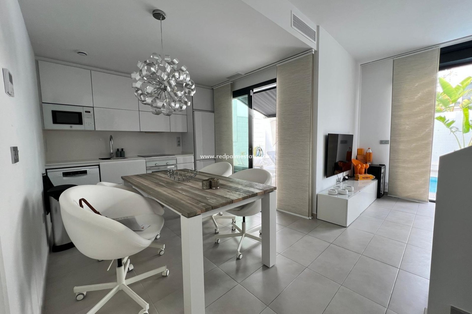 Resale - Villa -
Orihuela Costa - Villamartín