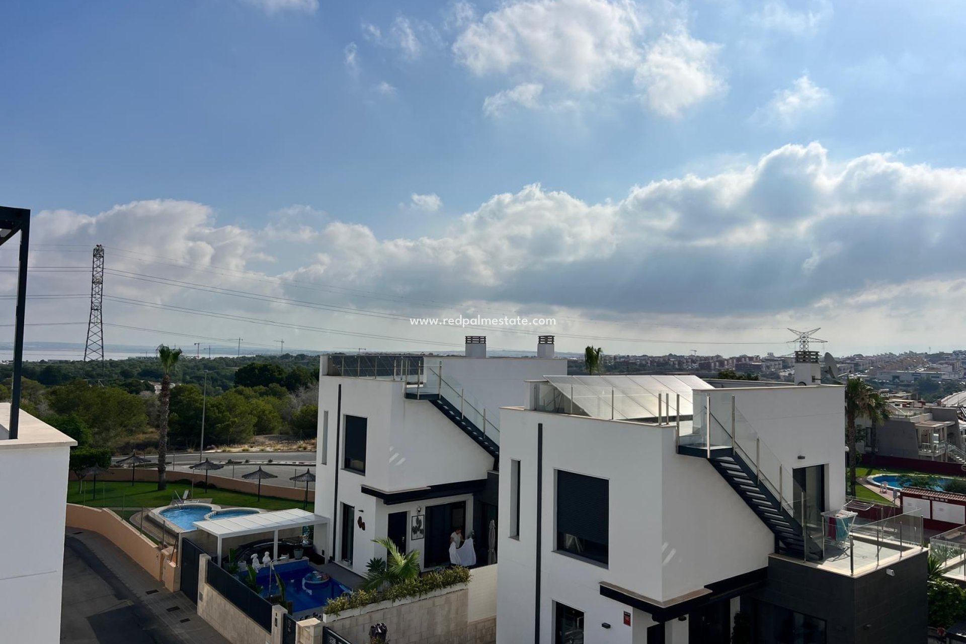 Resale - Villa -
Orihuela Costa - Villamartín