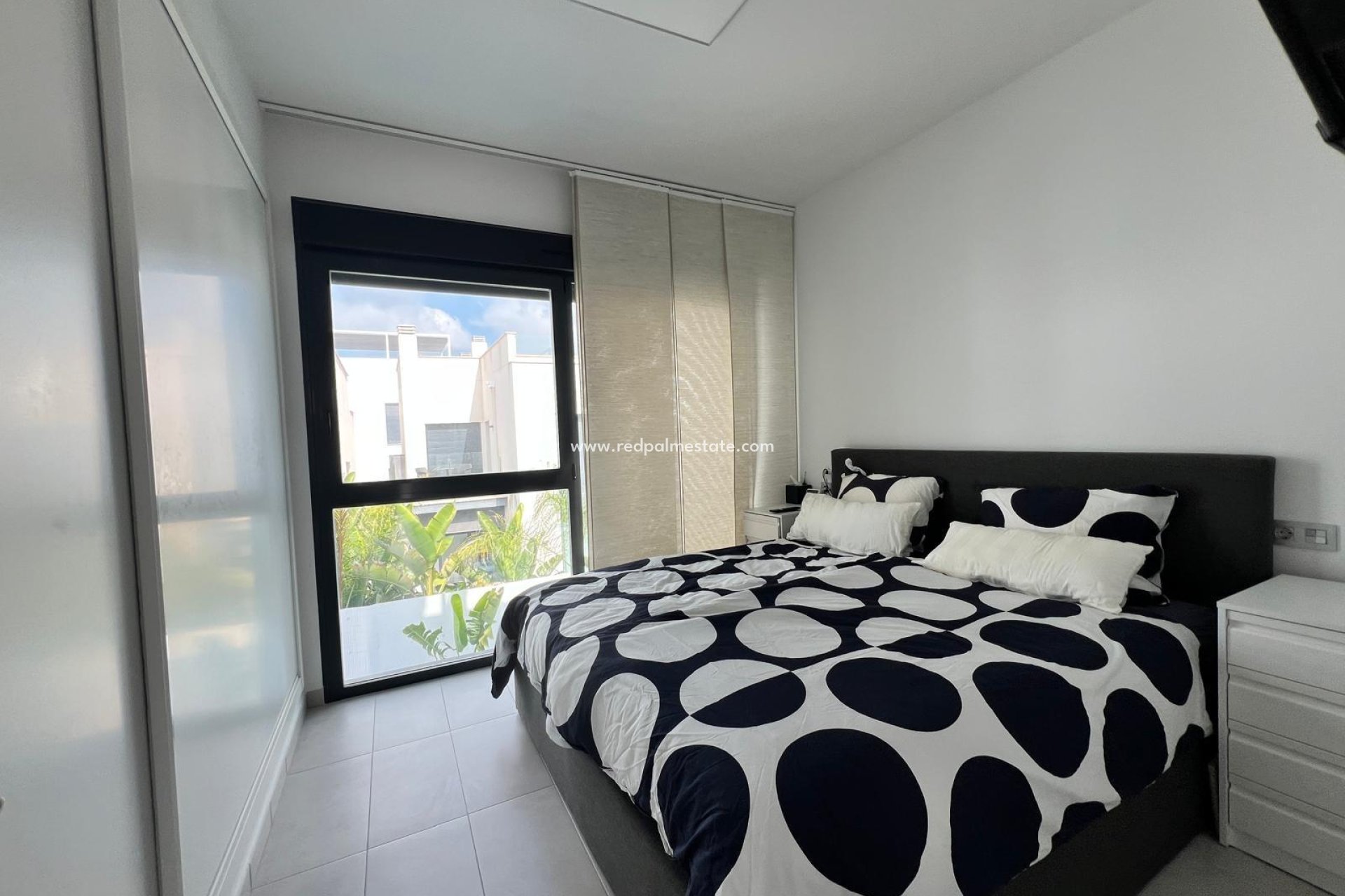 Resale - Villa -
Orihuela Costa - Villamartín