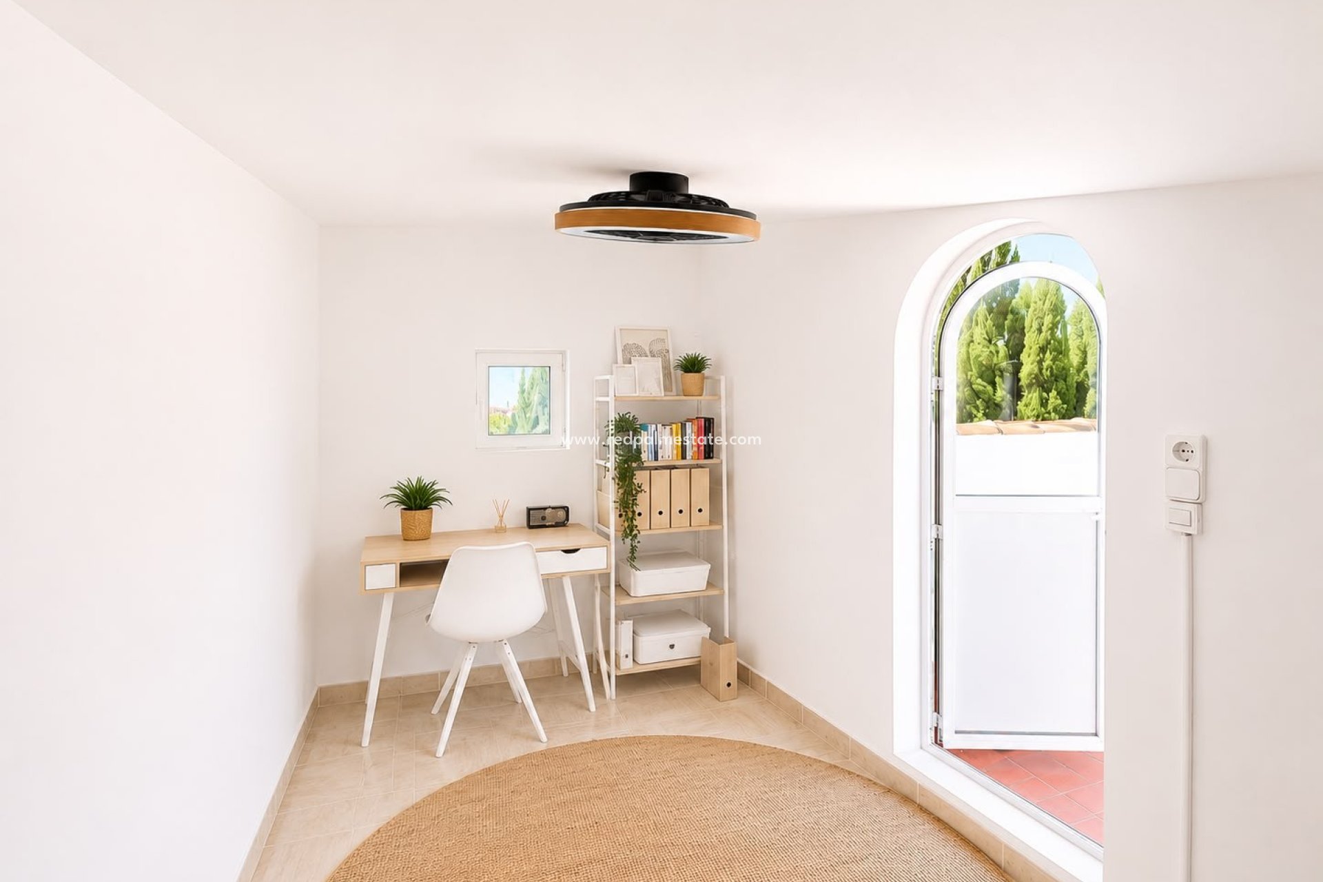 Resale - Villa -
Orihuela Costa - Villamartín
