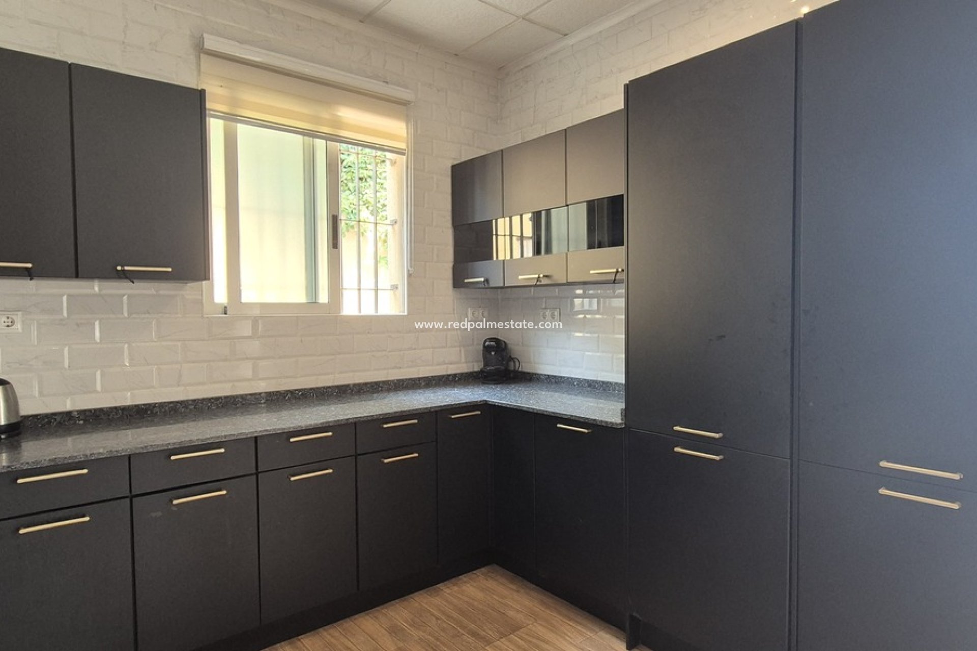 Resale - Villa -
Orihuela Costa - Villamartín