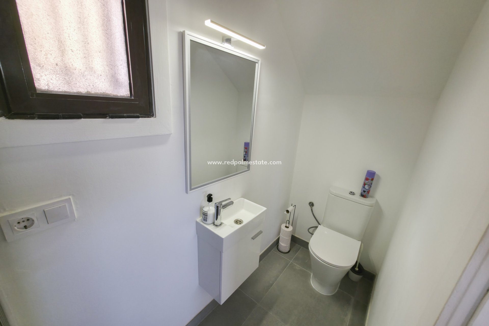 Resale - Villa -
Orihuela Costa - Villamartín