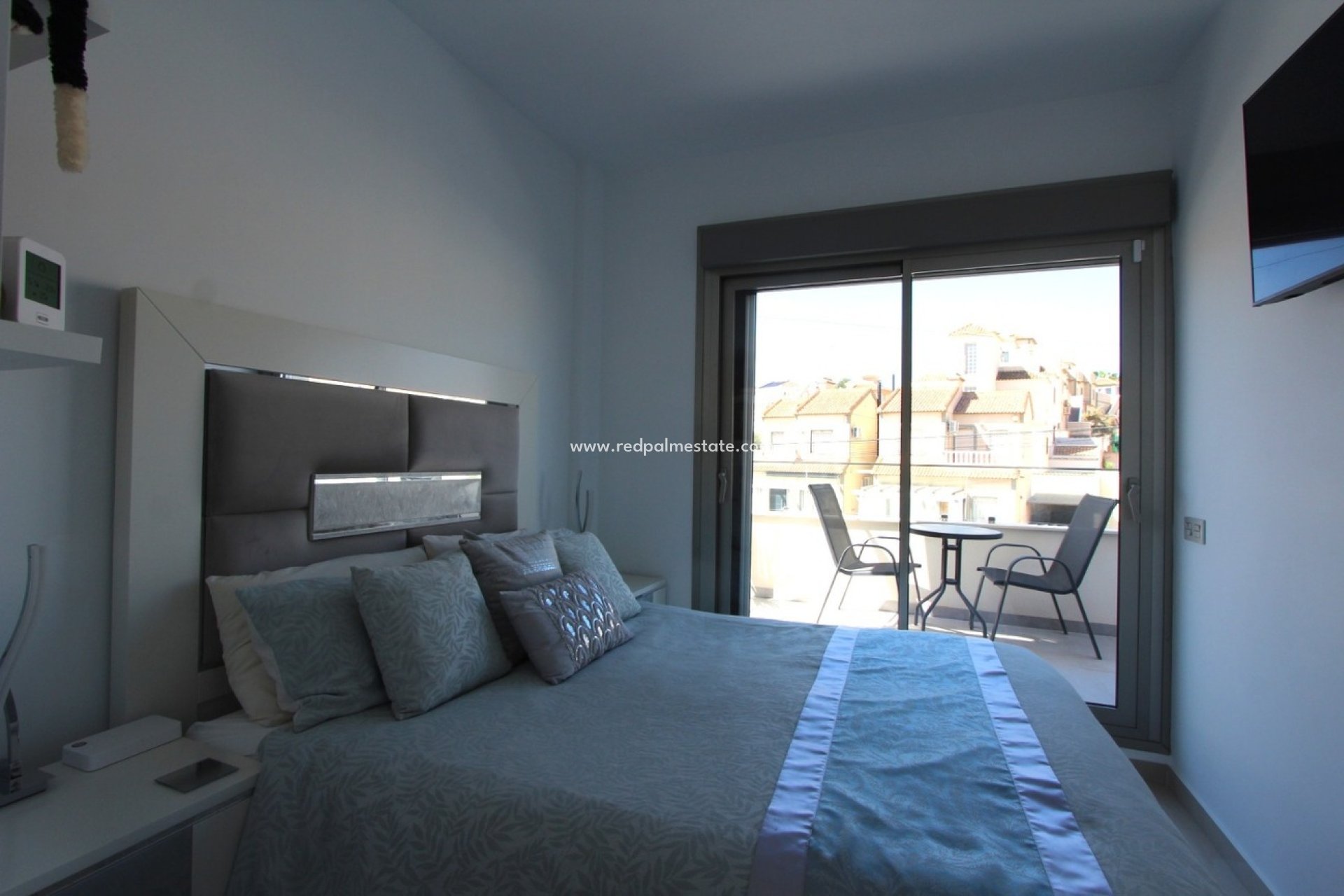 Resale - Villa -
Orihuela Costa - Villamartín