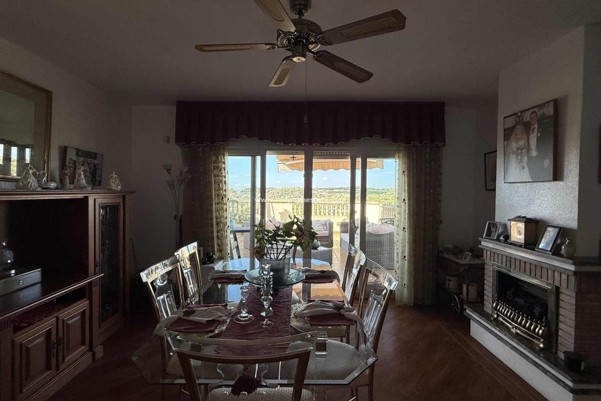 Resale - Villa -
Orihuela Costa - Villamartín
