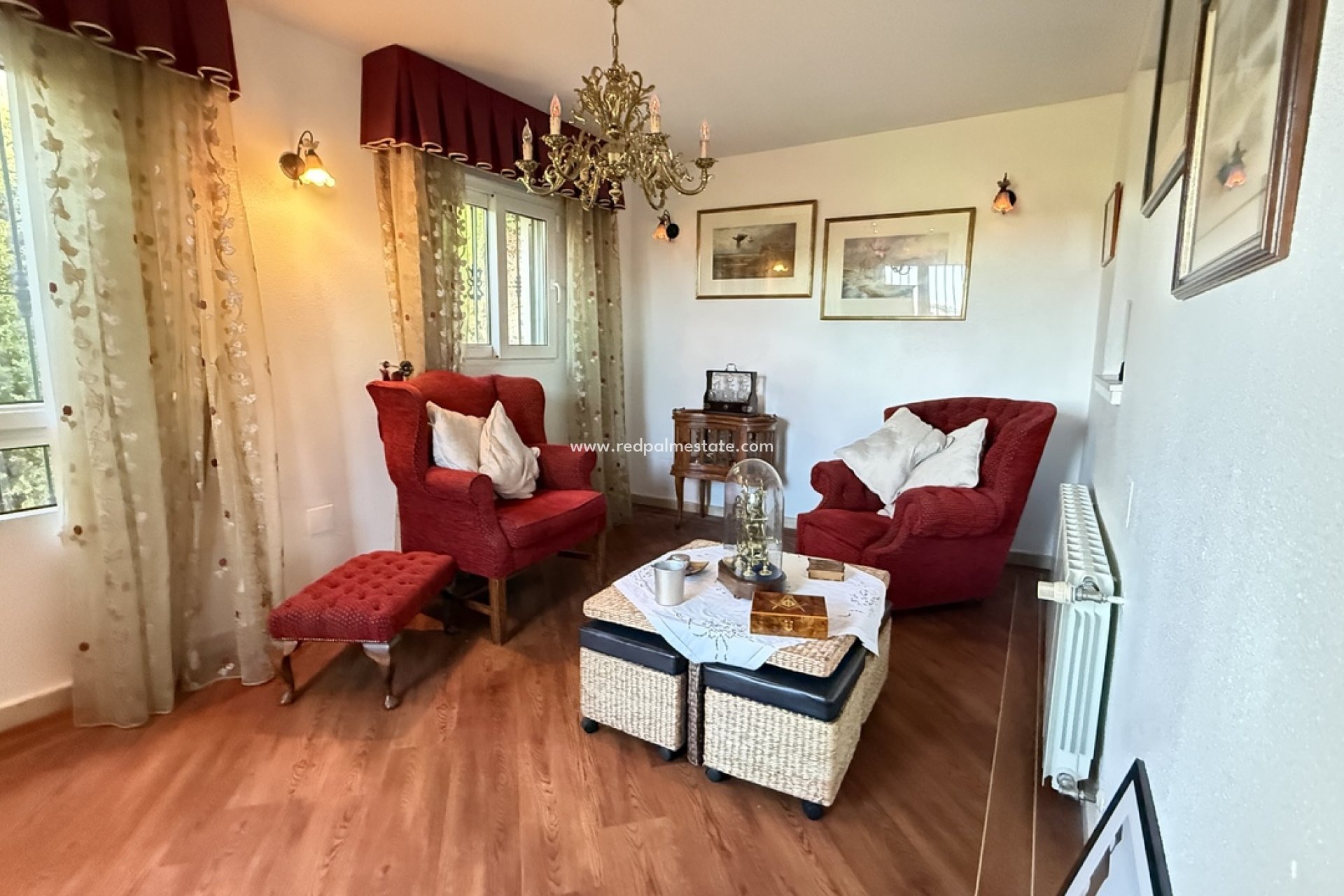 Resale - Villa -
Orihuela Costa - Villamartín