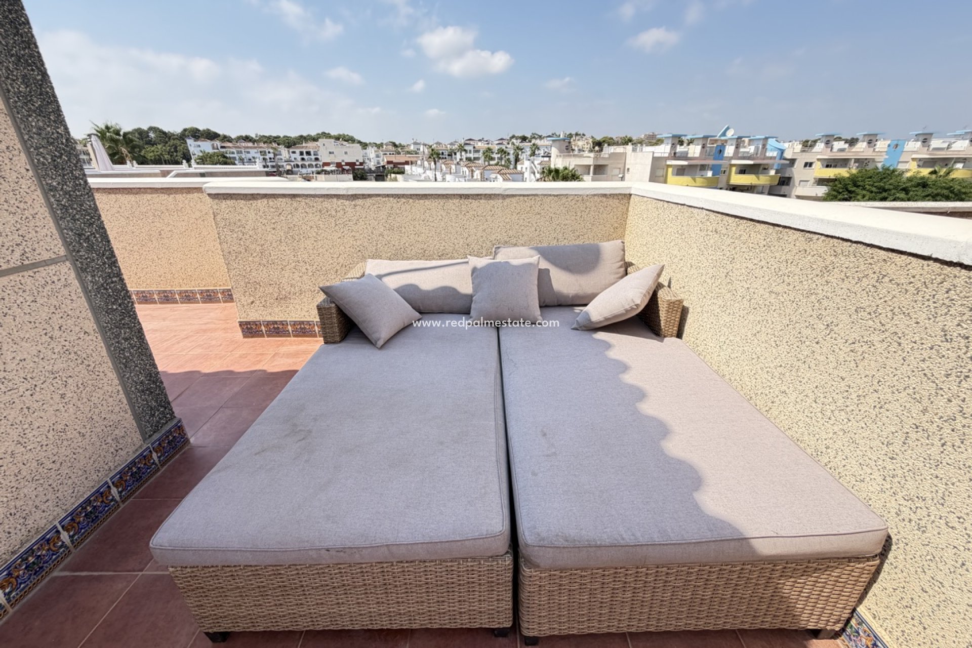 Resale - Villa -
Orihuela Costa - Villamartín