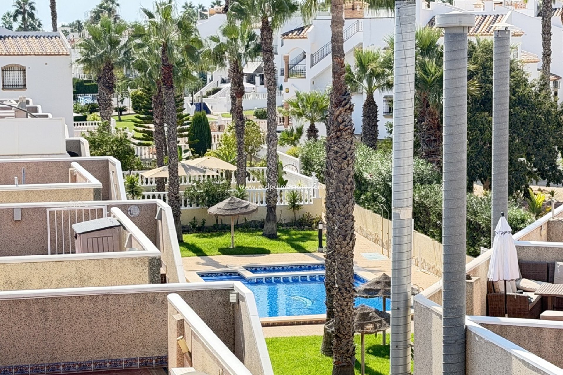 Resale - Villa -
Orihuela Costa - Villamartín