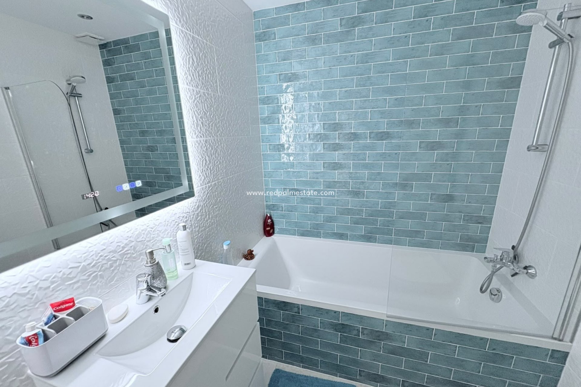 Resale - Villa -
Orihuela Costa - Villamartín