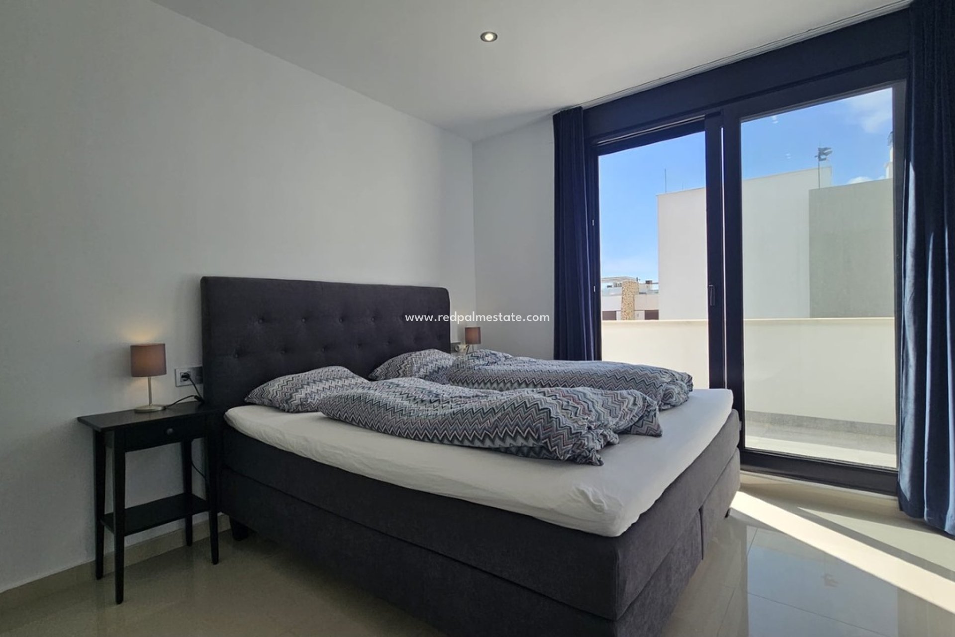 Resale - Villa -
Orihuela Costa - Villamartín