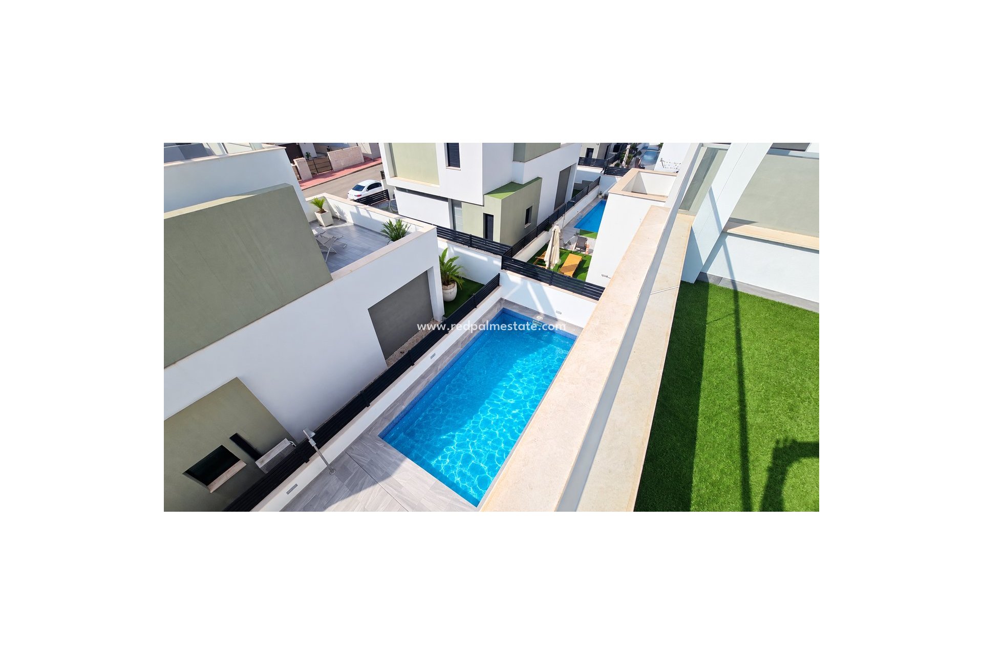 Resale - Villa -
Orihuela Costa - Villamartín
