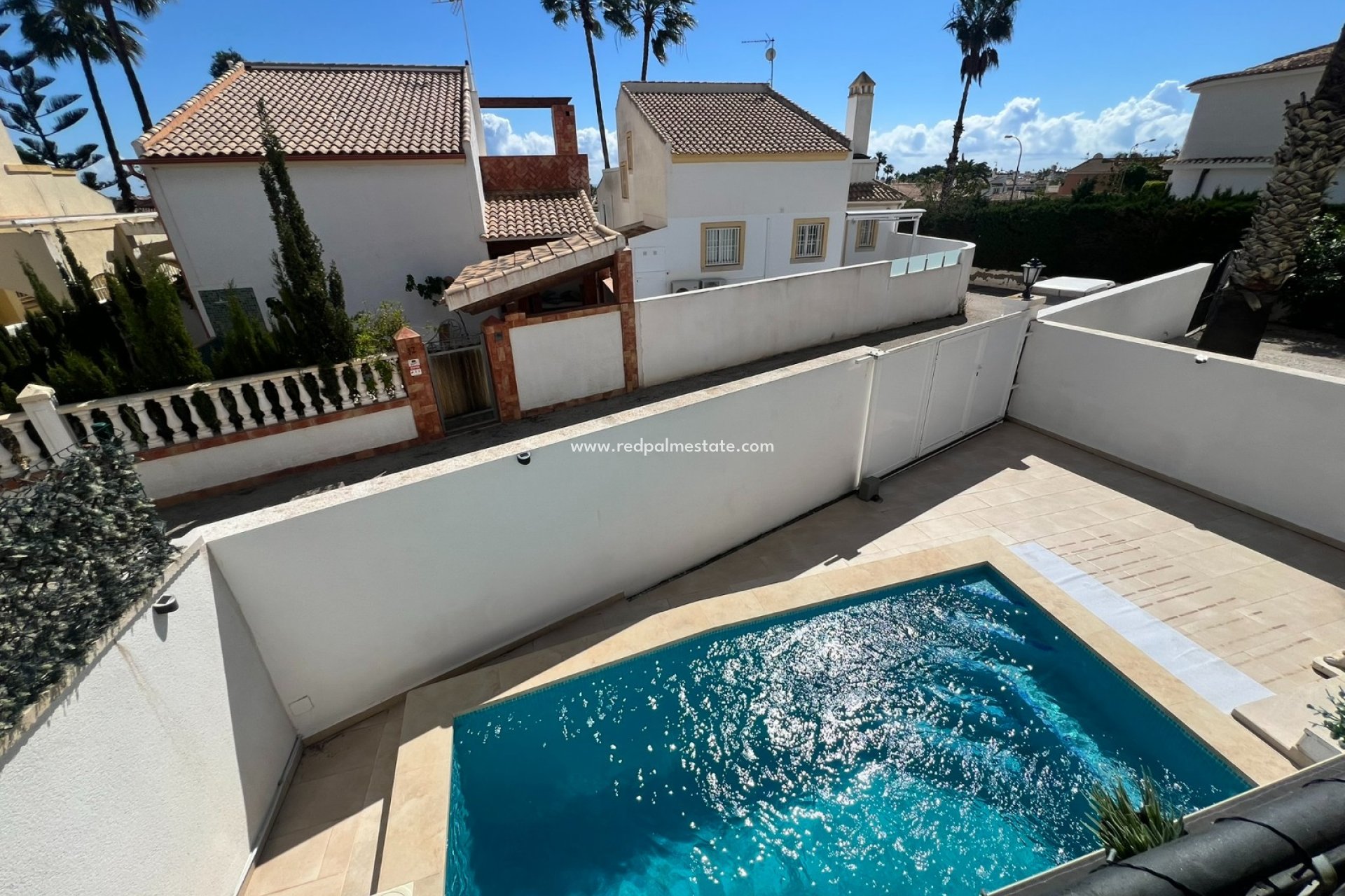 Resale - Villa -
Orihuela Costa - Villamartín