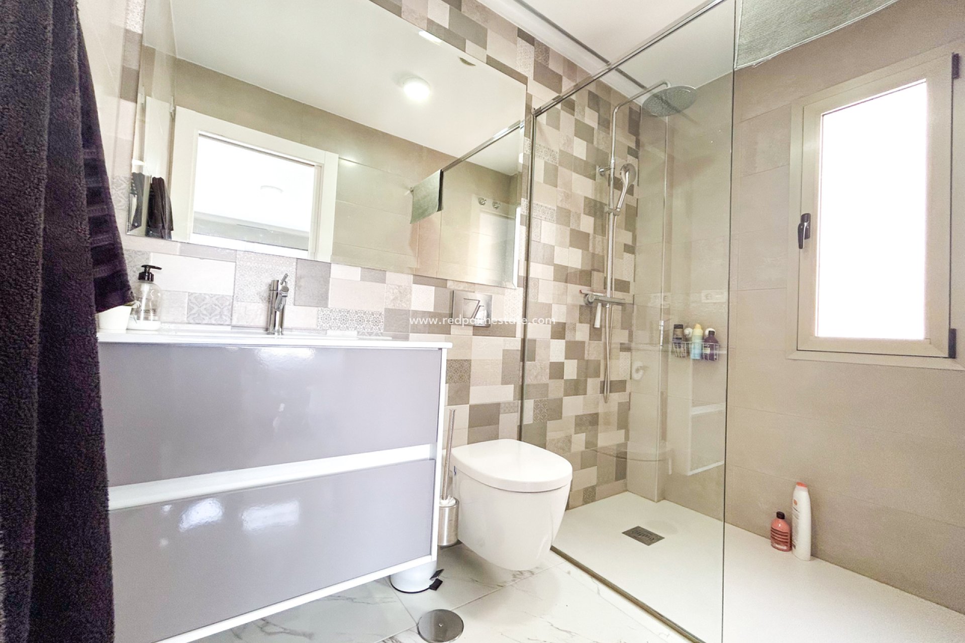 Resale - Villa -
Orihuela Costa - Villamartín