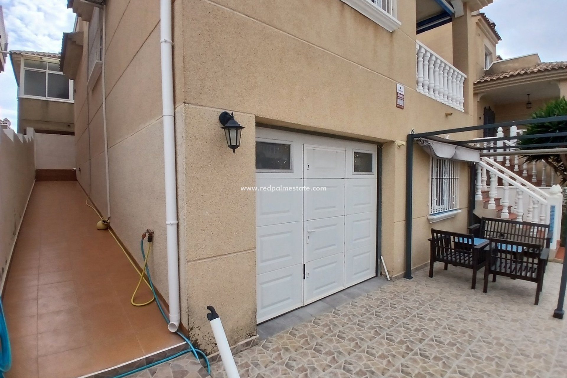 Resale - Villa -
Orihuela Costa - Villamartín