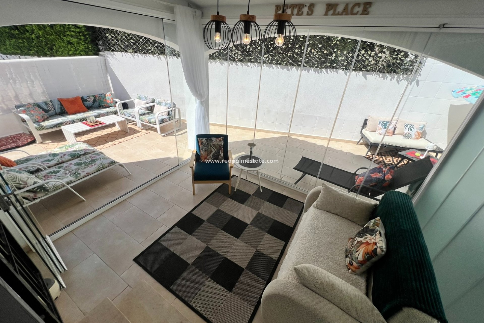Resale - Villa -
Orihuela Costa - Villamartín