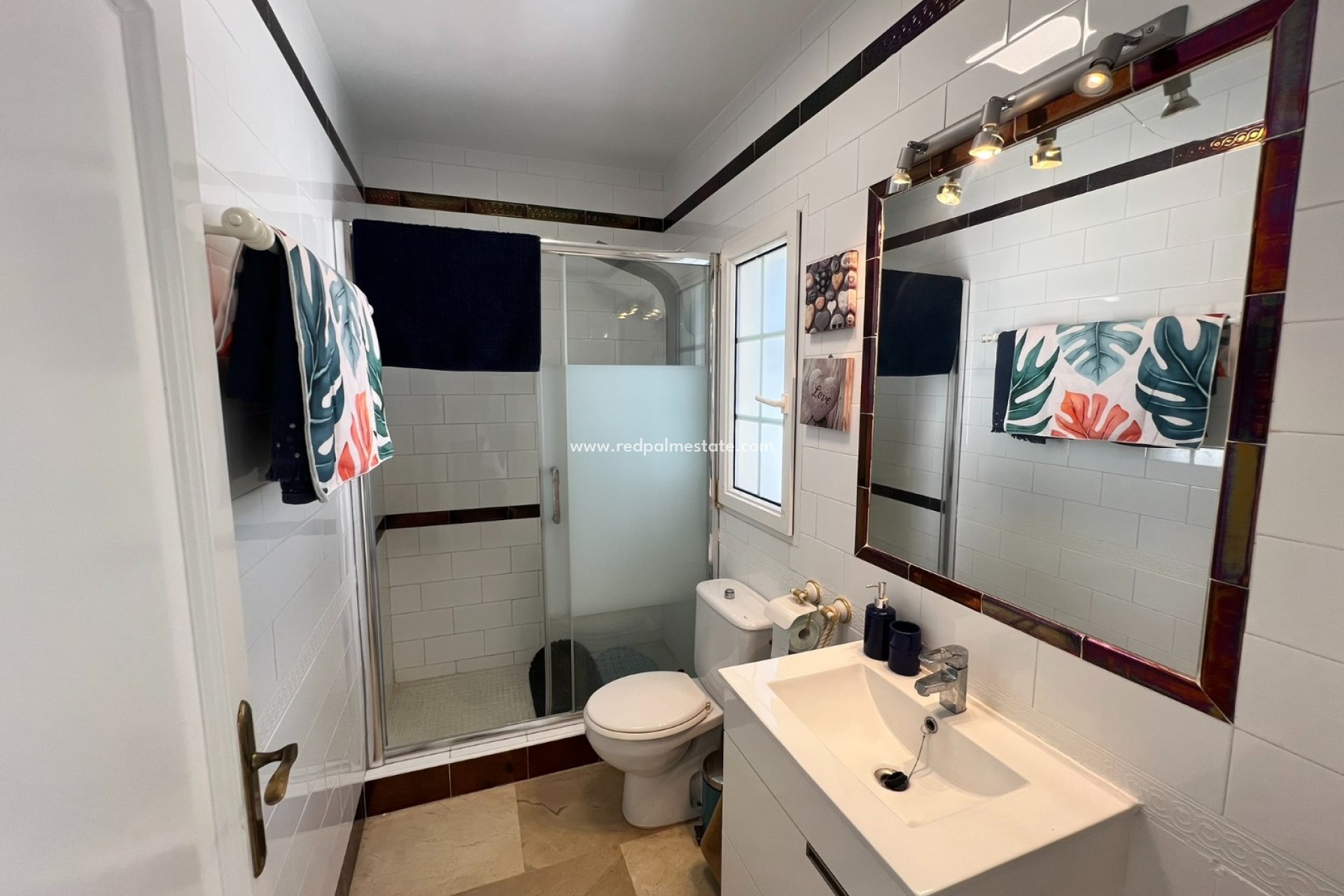 Resale - Villa -
Orihuela Costa - Villamartín
