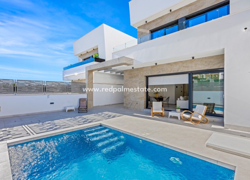 Resale - Villa -
Orihuela Costa - Villamartín