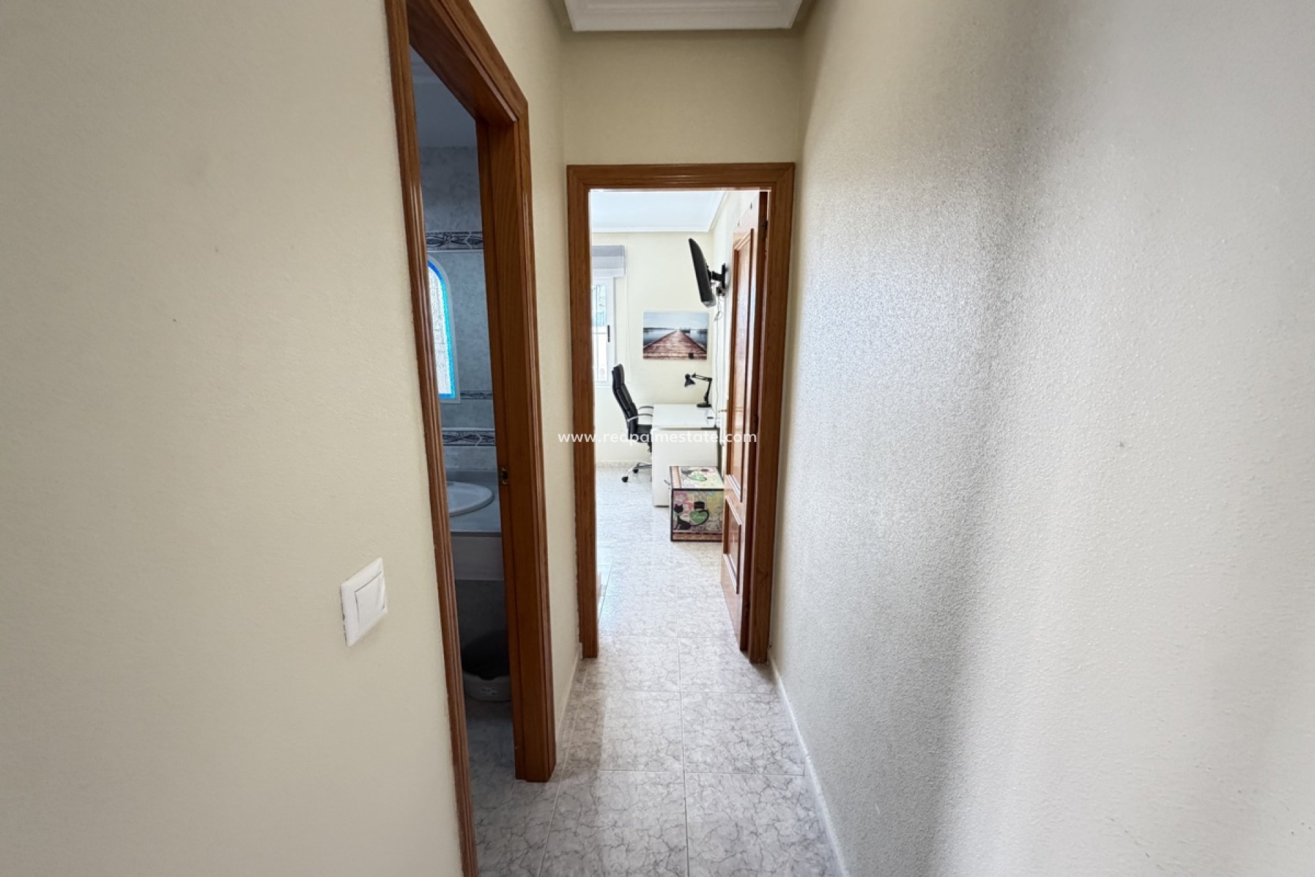 Resale - Villa -
Orihuela Costa - Villamartín