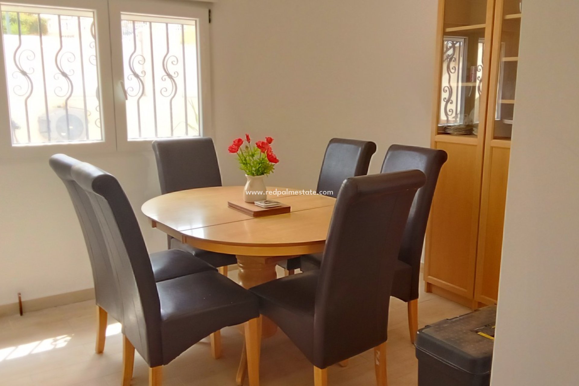 Resale - Villa -
Orihuela Costa - Villamartín